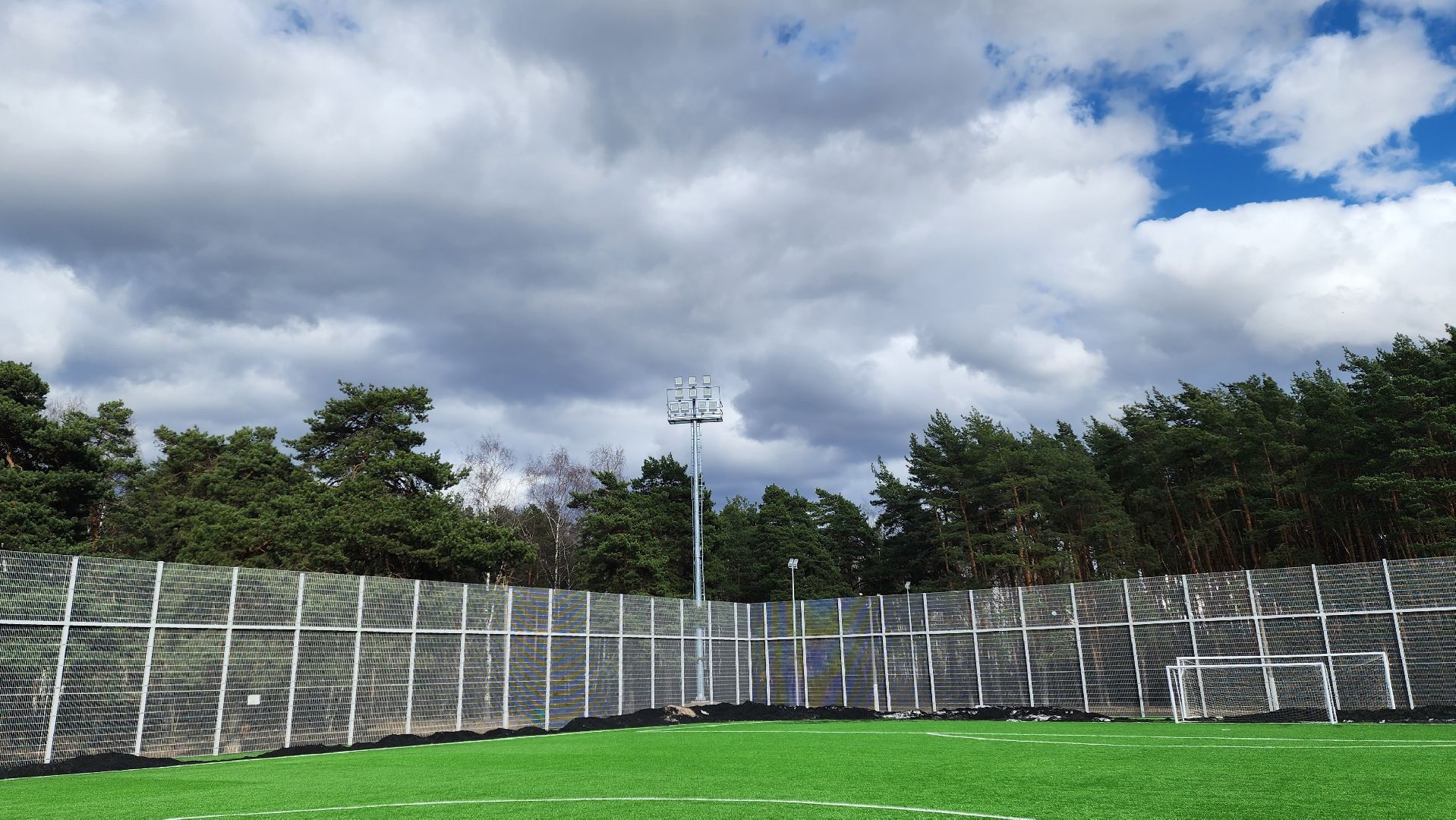 рейд чистоты, подготовка к лету, парки подмосковья, уборка территории,