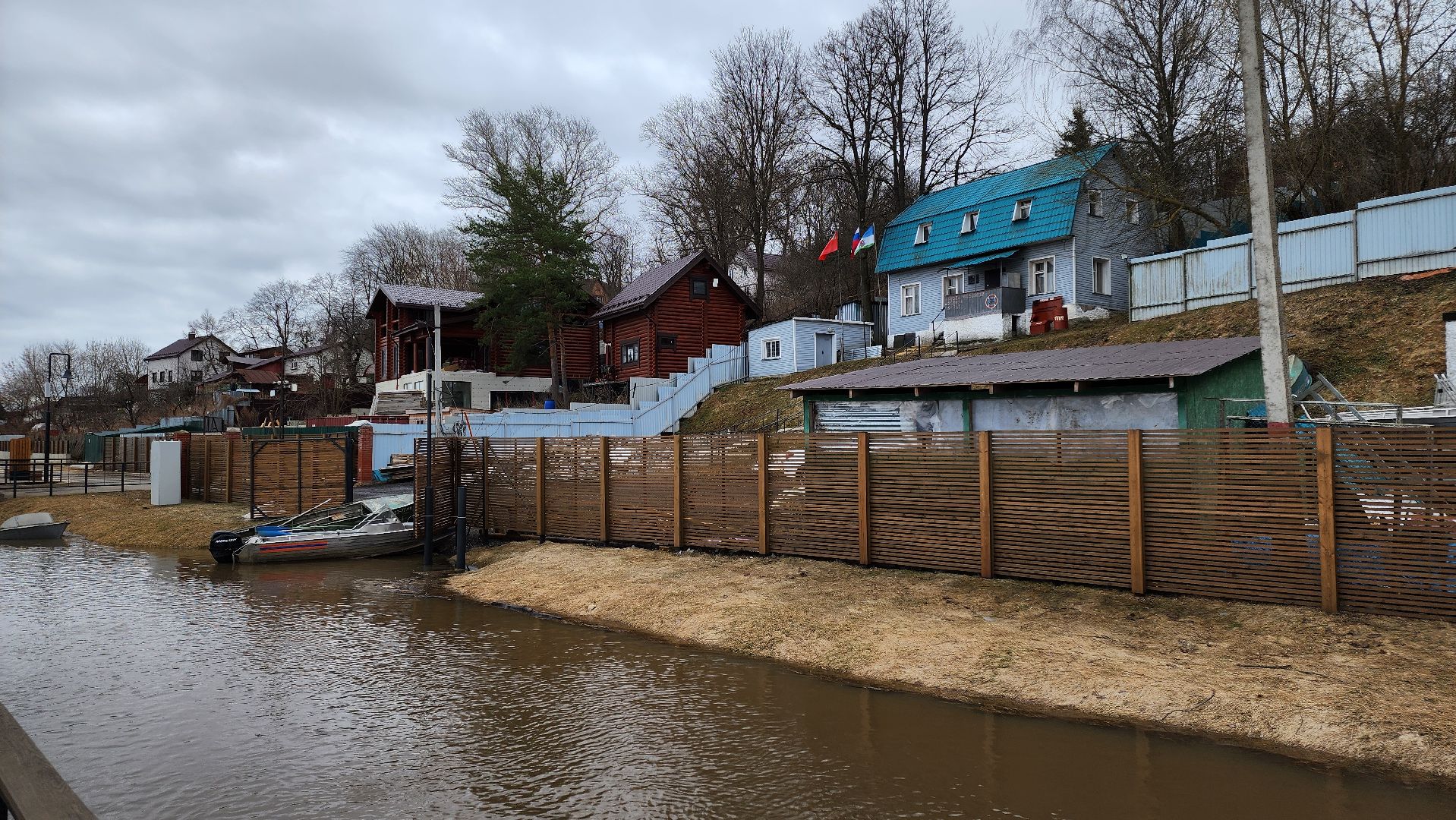 кашира, водно-спасательная станция, набережная оки, река ока, паводок, спасатели,