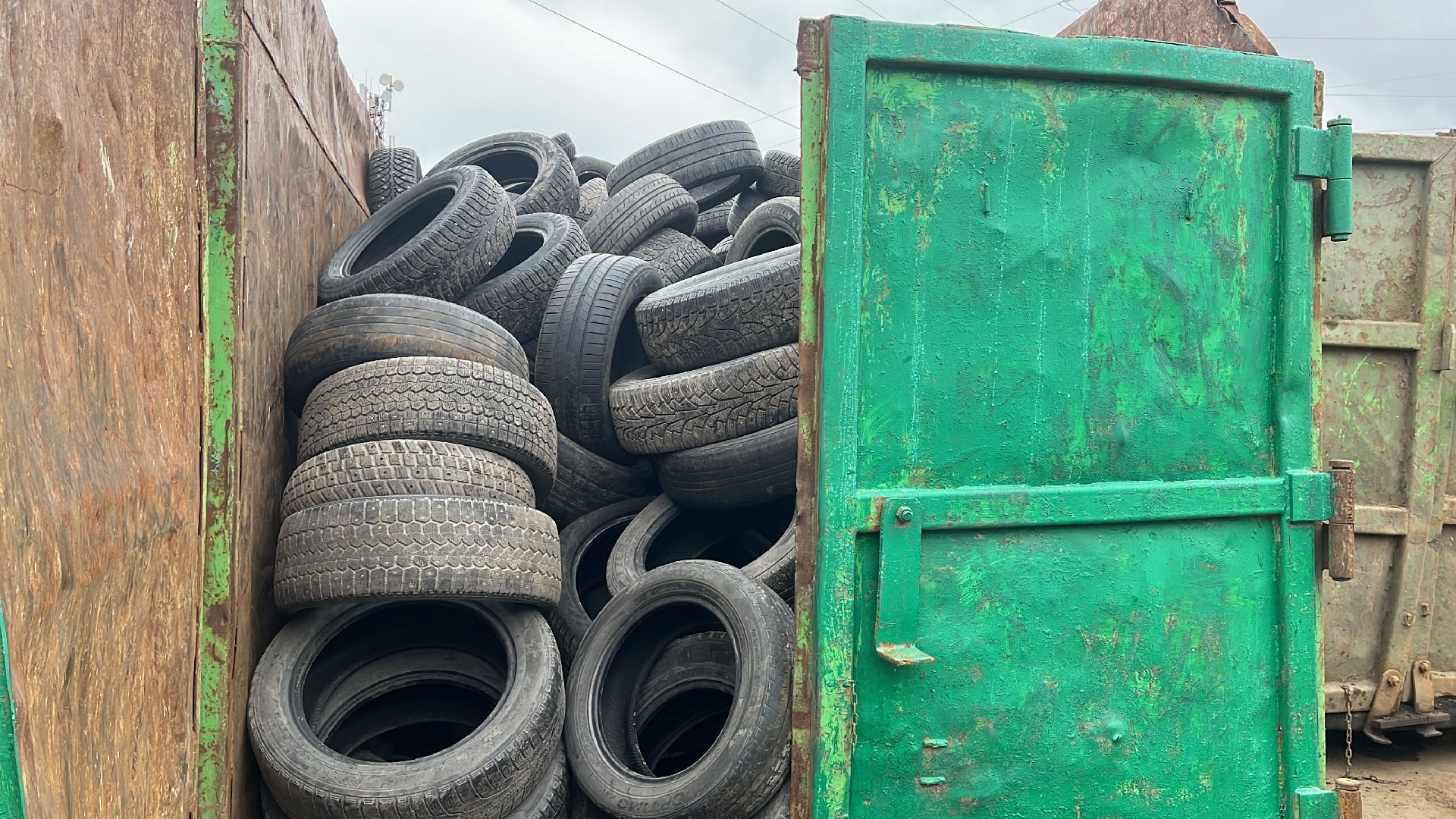 мегабак, экология, сдай шины, покрышки,