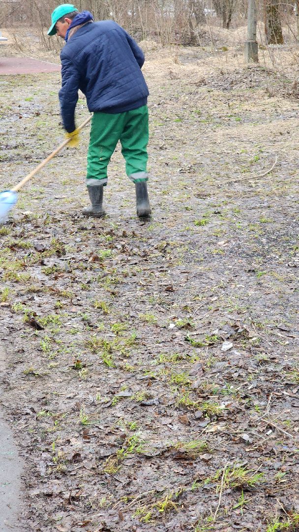 долгопрудный, островок, уборка города, Улица Речная, спортивная площадка,