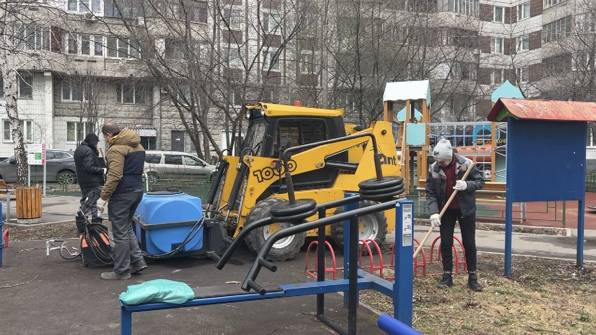 химки, месяц чистоты и благоустройства, уборка дворов, уборка города, благоустройство,