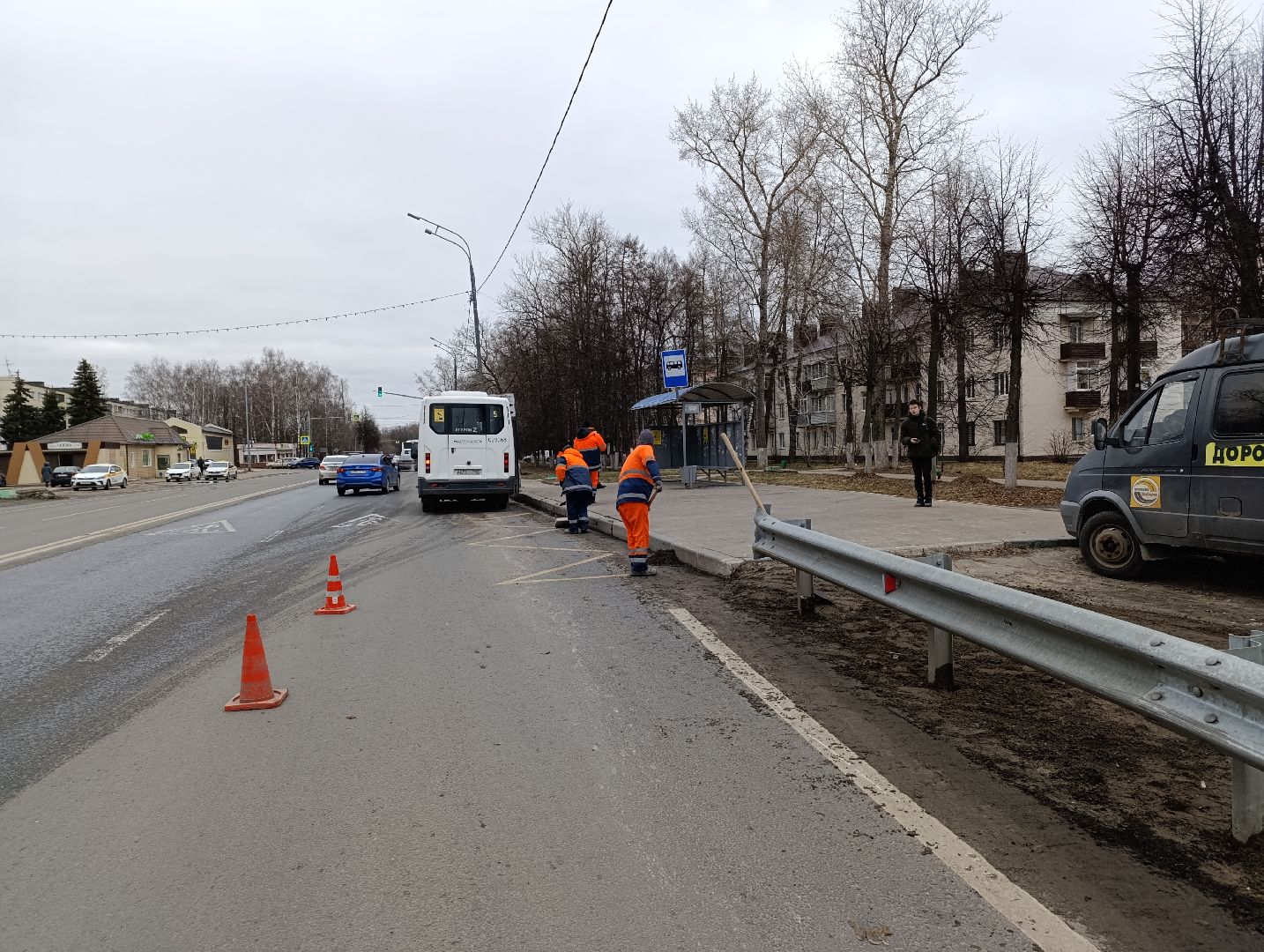 Бронницы, Благоустройство, Уборка дорог, Бронницкий Дорсервис, Уборка остановок,