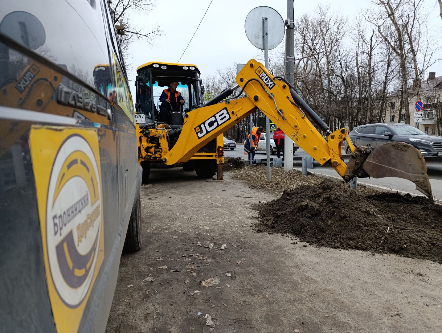 Бронницы, Благоустройство, Уборка дорог, Бронницкий Дорсервис, Уборка остановок,