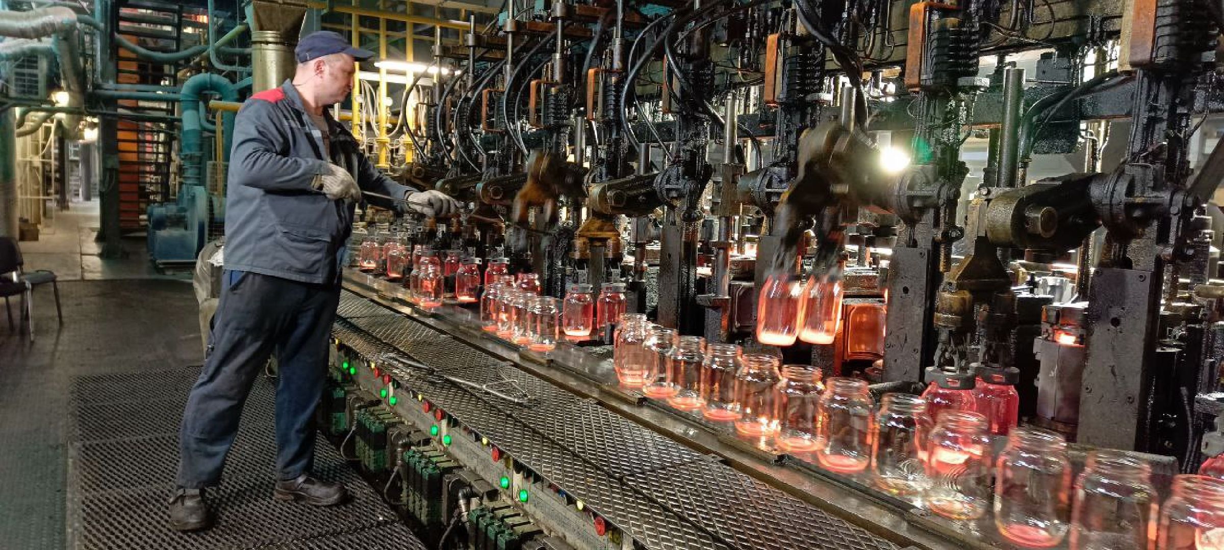 Дмитров, Стекольный завод, Стеллар Гласс,