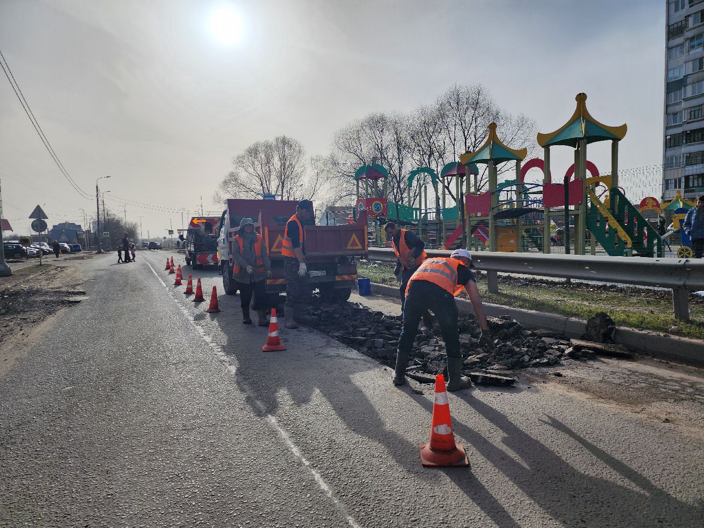 серпухов, подмосковье, благоустройство, меняют асфальт,