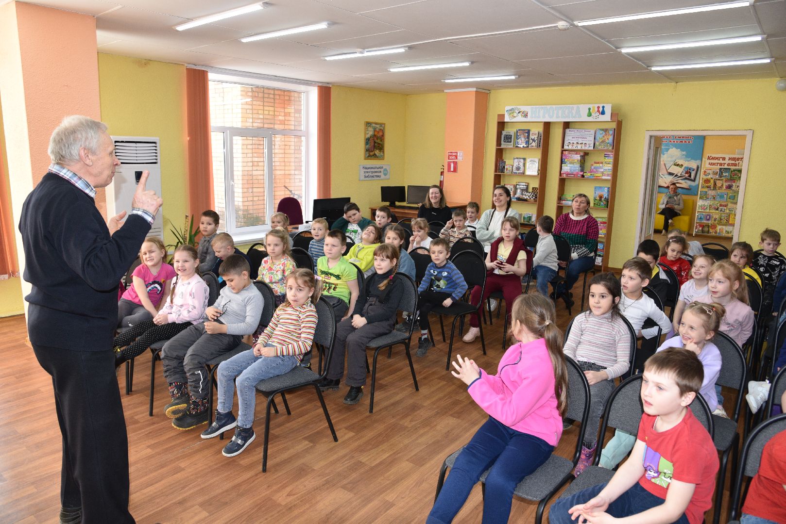 лотошино, лотошинская библиотека, детский писатель, дети,