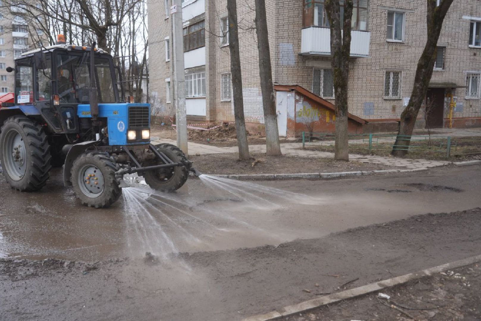 Уборка улиц, Весна, Коммунальные службы,