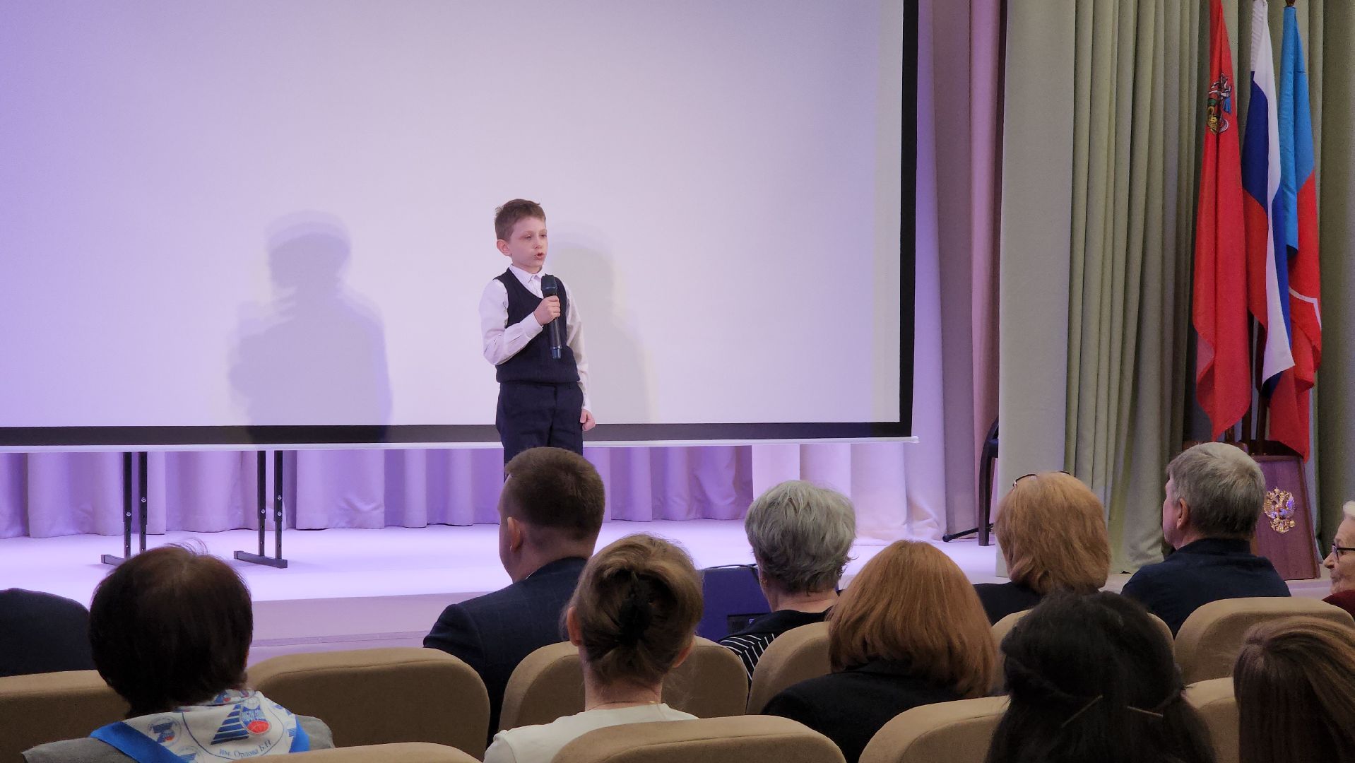 Школа, Скульптура, лобня,