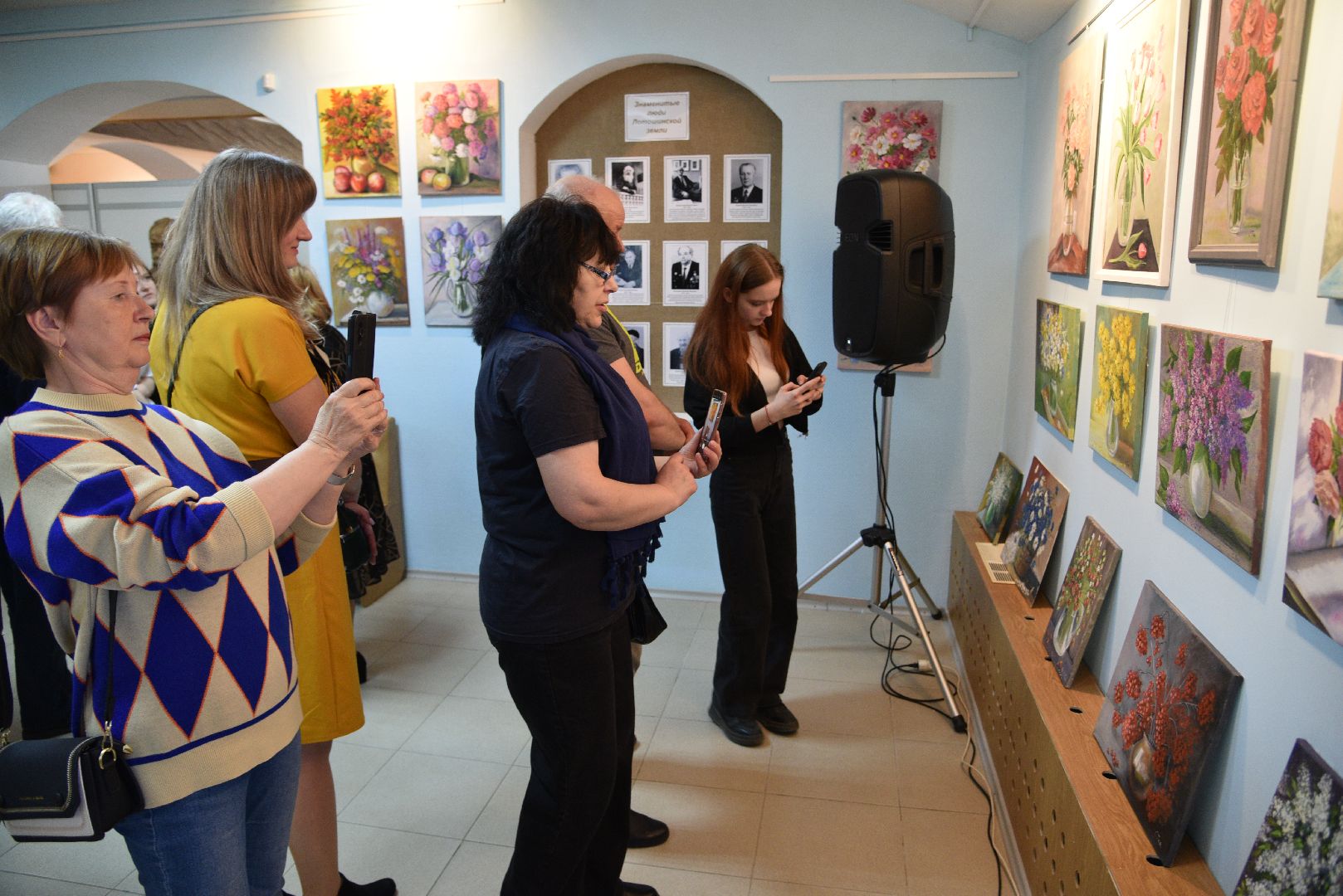 лотошино, лотошинский музей, выставка картин,