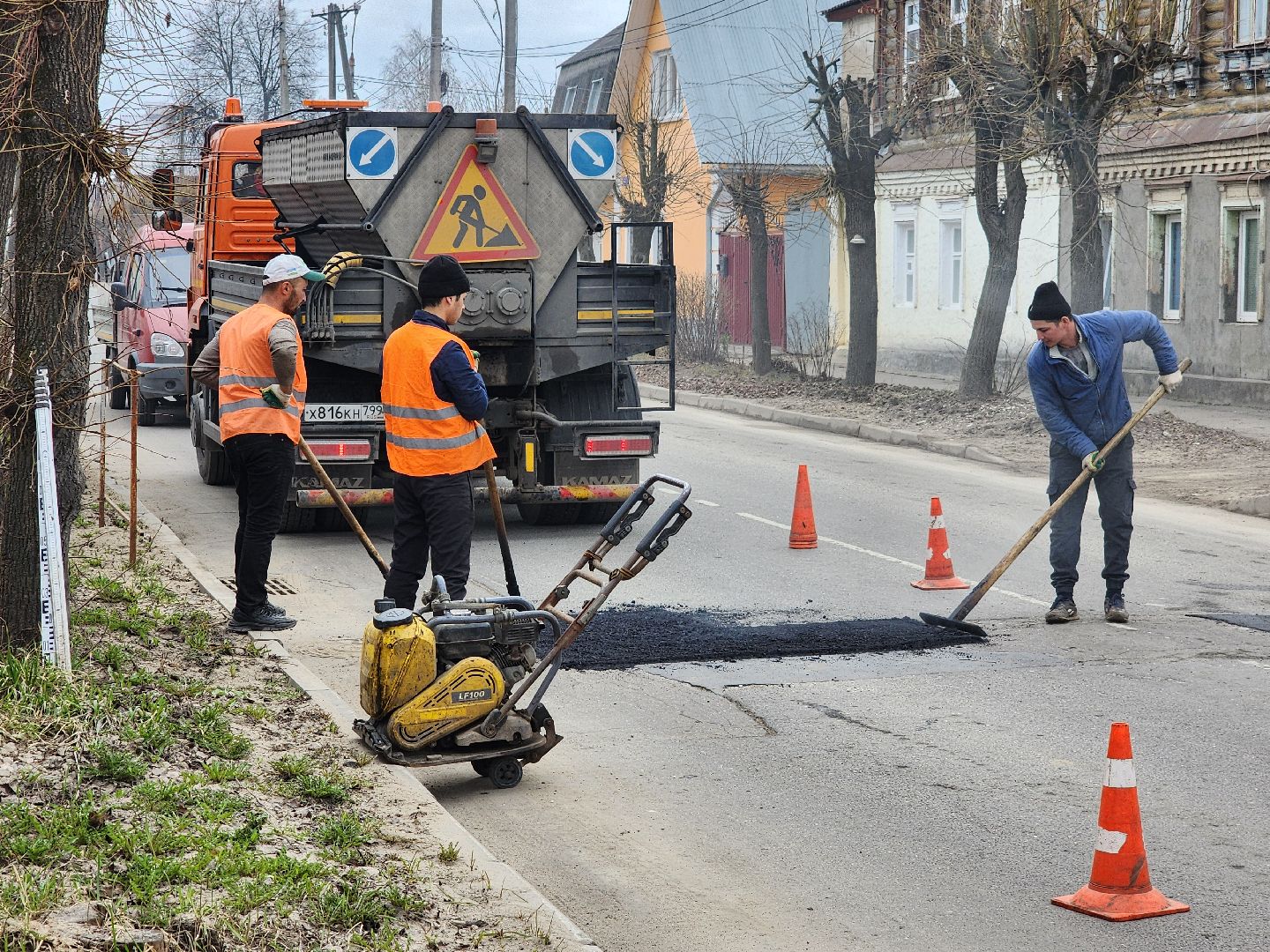 серпухов, улица карла маркса, ремонт дороги, комбинат благоустройства, асфальт,