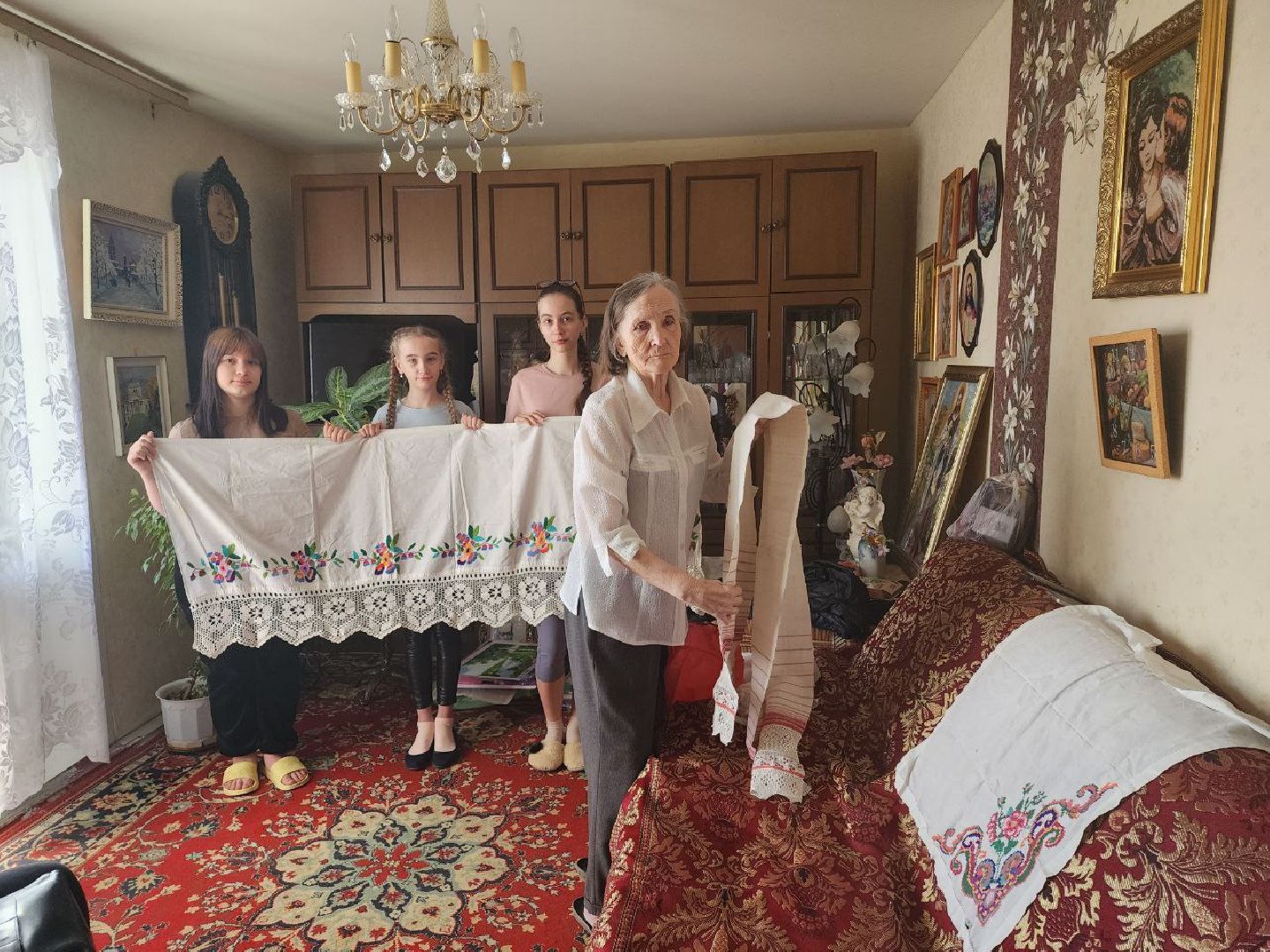 чехов, бабушка, выставка, предметы старины, общество, музей,