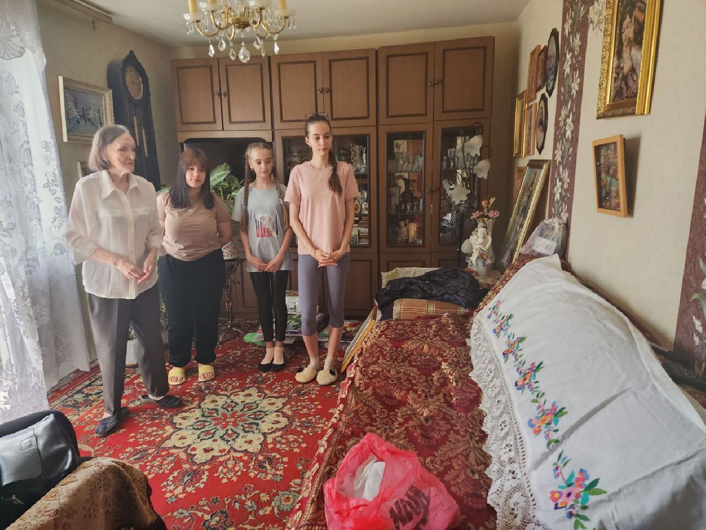 чехов, бабушка, выставка, предметы старины, общество, музей,