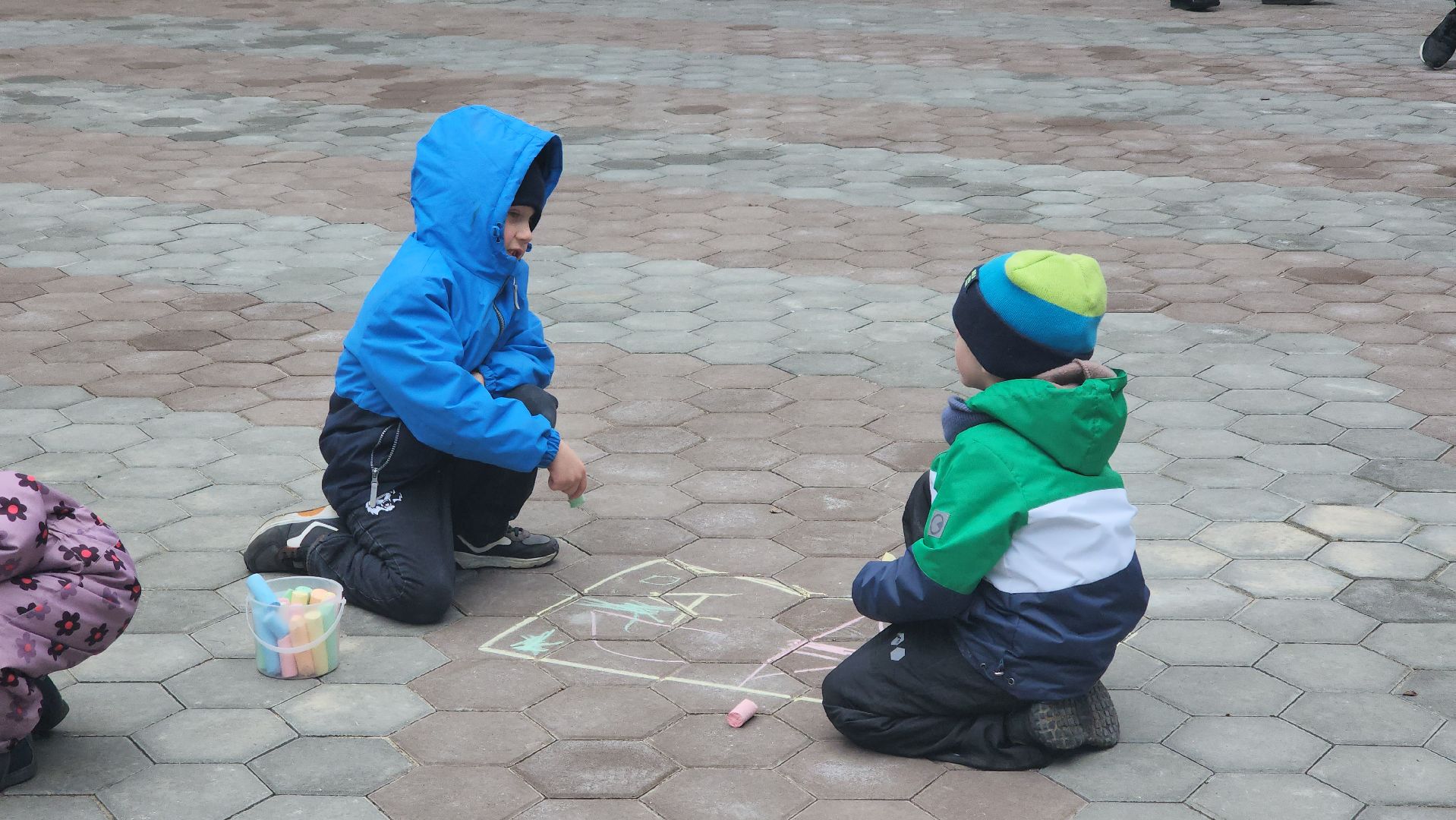 егорьевск, парк, парк 200 лет Егорьевску, птицы, пластилиновая ворона, пернатые в парке, голоса птиц, дети,