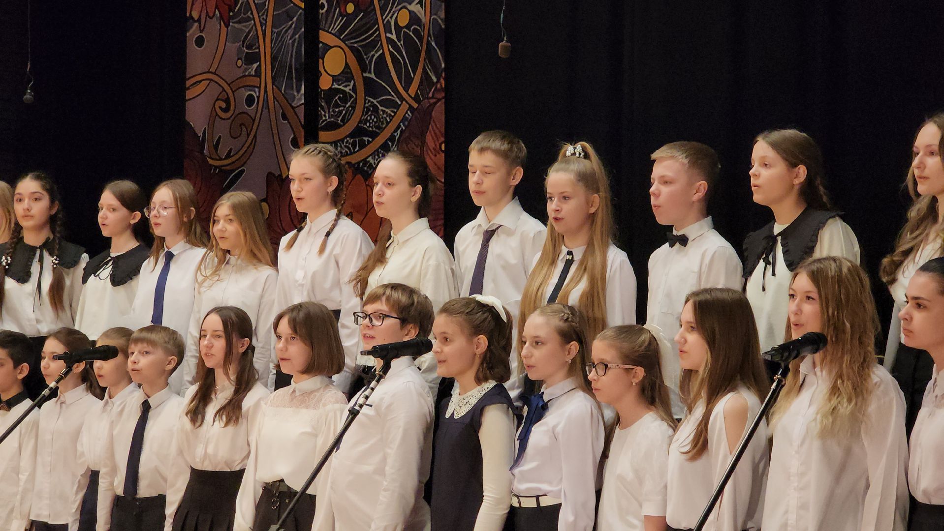 кашира, отчетный концерт, детская школа искусств, дк им ленина, хор, оркестр, сольные номера,