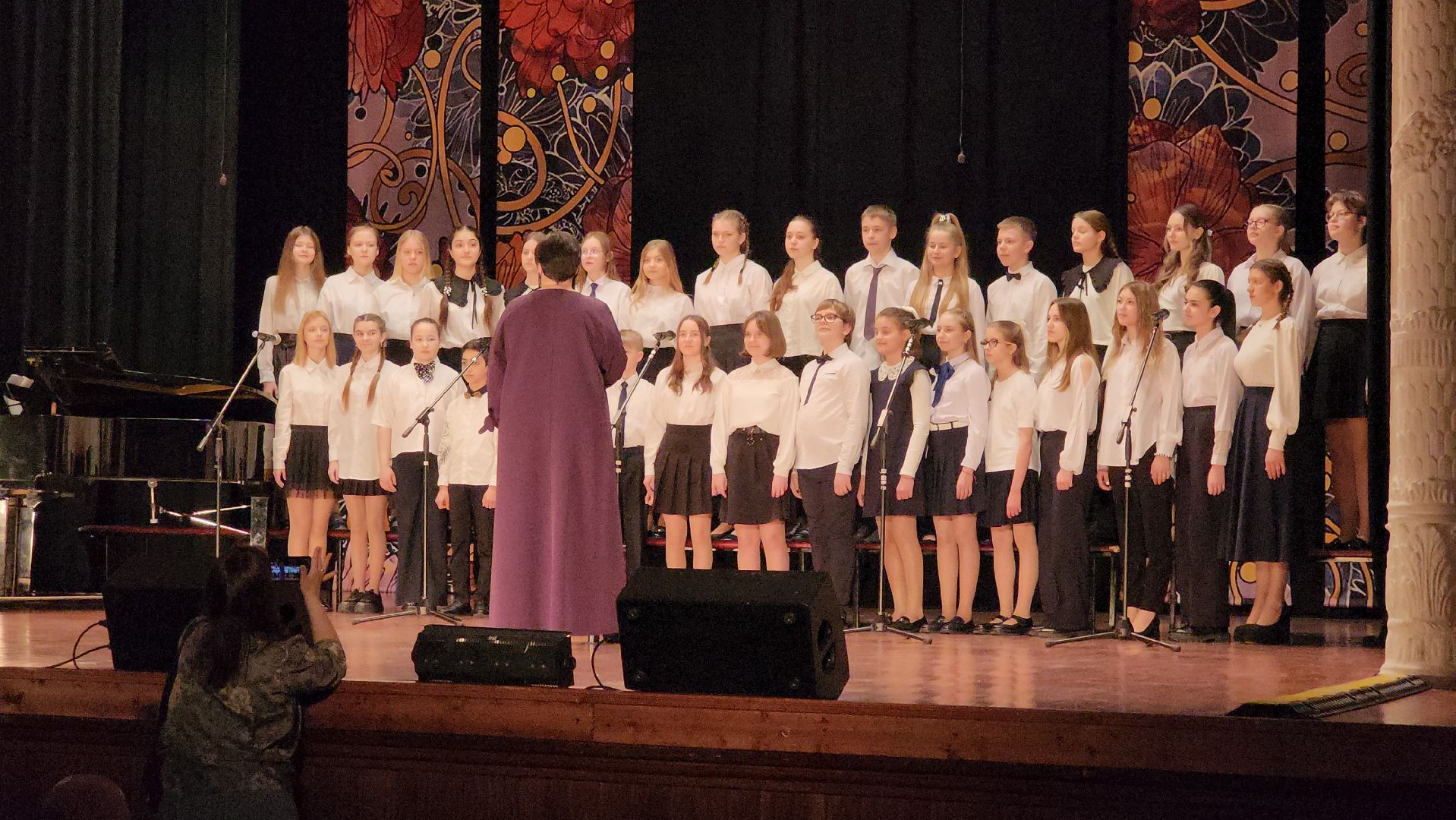 кашира, отчетный концерт, детская школа искусств, дк им ленина, хор, оркестр, сольные номера,