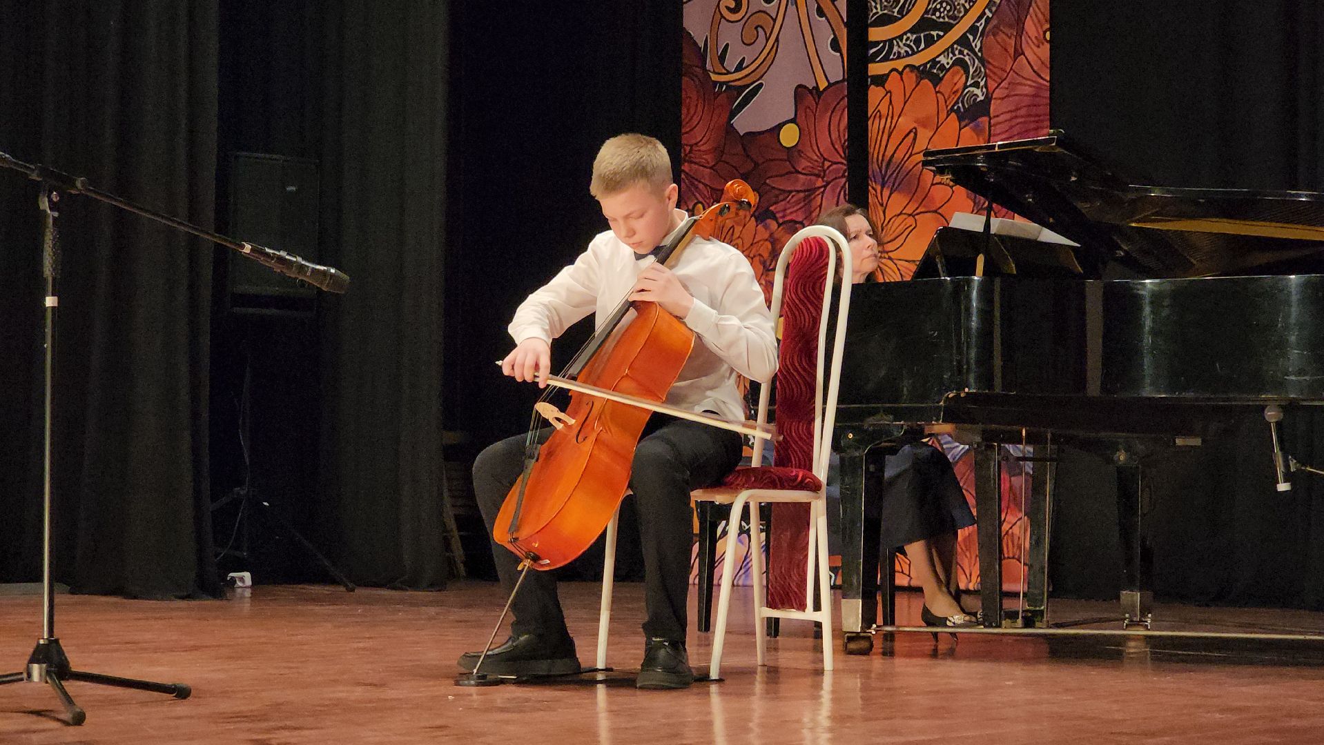 кашира, отчетный концерт, детская школа искусств, дк им ленина, хор, оркестр, сольные номера,