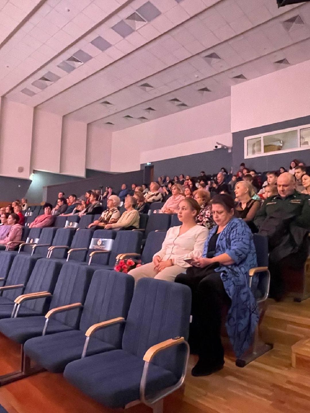 Краснознаменск, общество