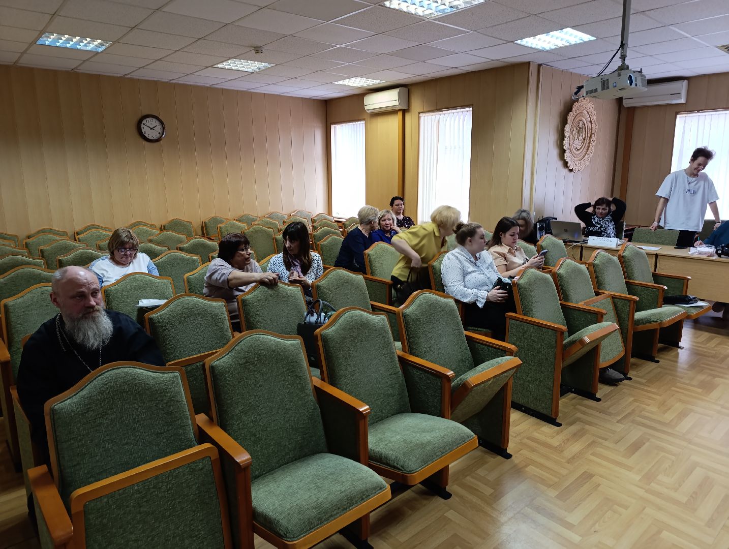 Бронницы, Расширенное заседание, Летние каникулы, Досуг и трудоустройство несовершеннолетних,