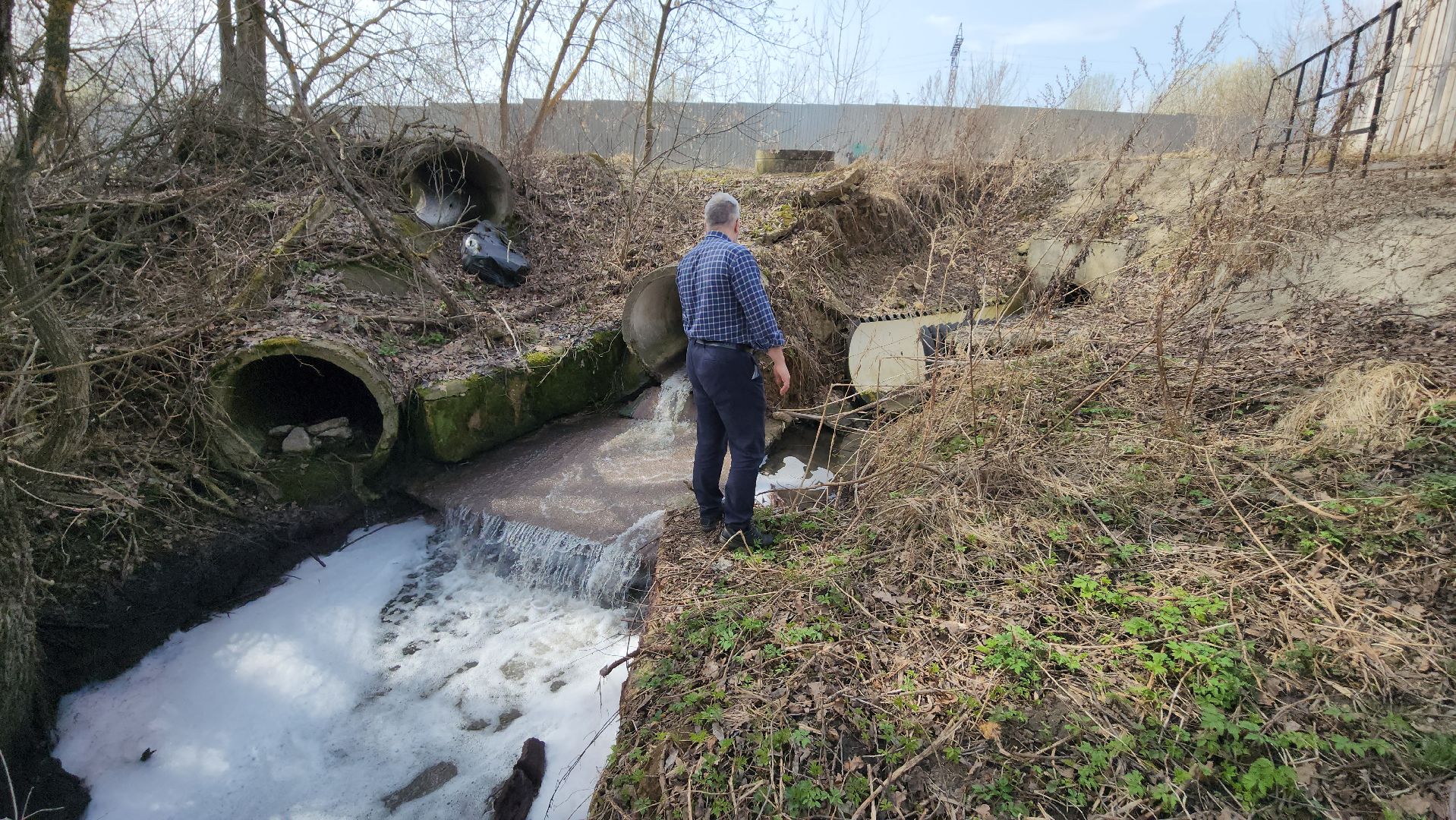 серпухов, ивановская деревня, река кюлька, ливневки, промышленные стоки, экология, депутат-эколог,