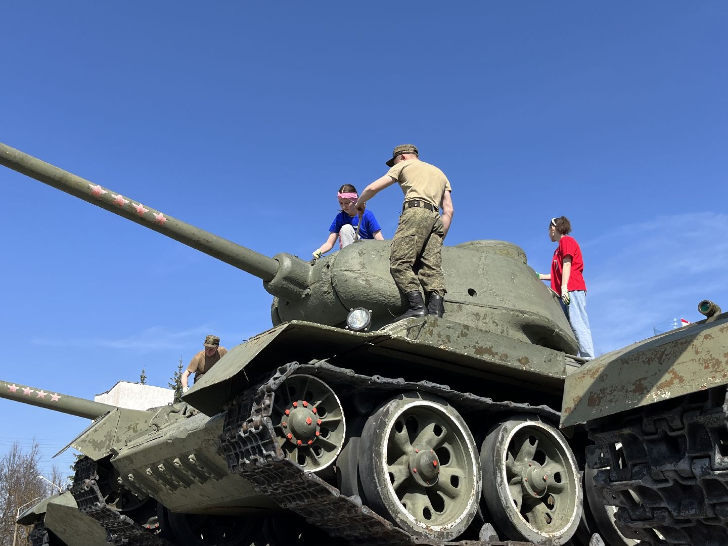 наро-фоминск, наро-фоминский городской округ, три танка, Субботник, движение первых,