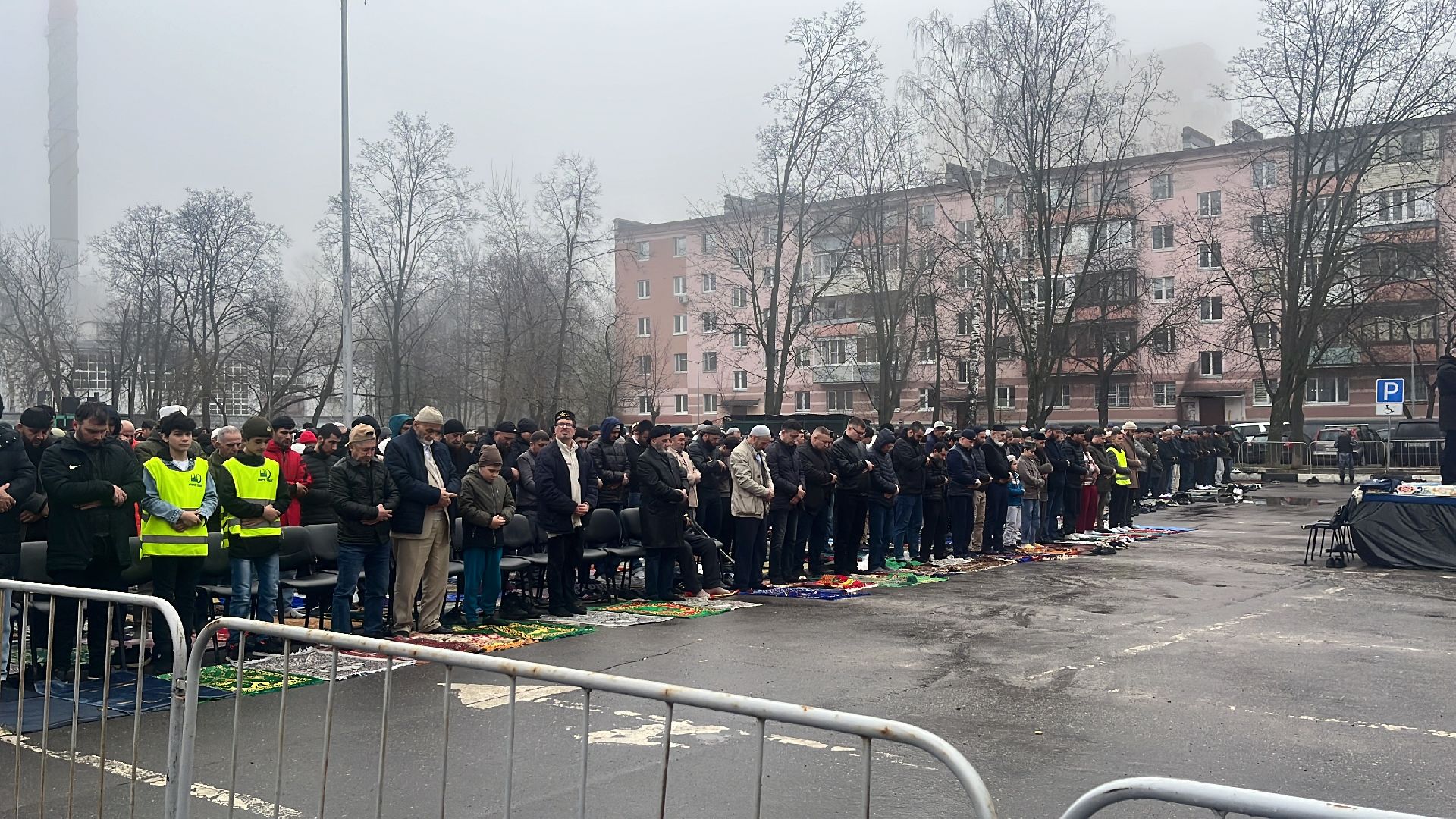 ураза-байрам, мусульманская община, праздник, молитва, намаз,