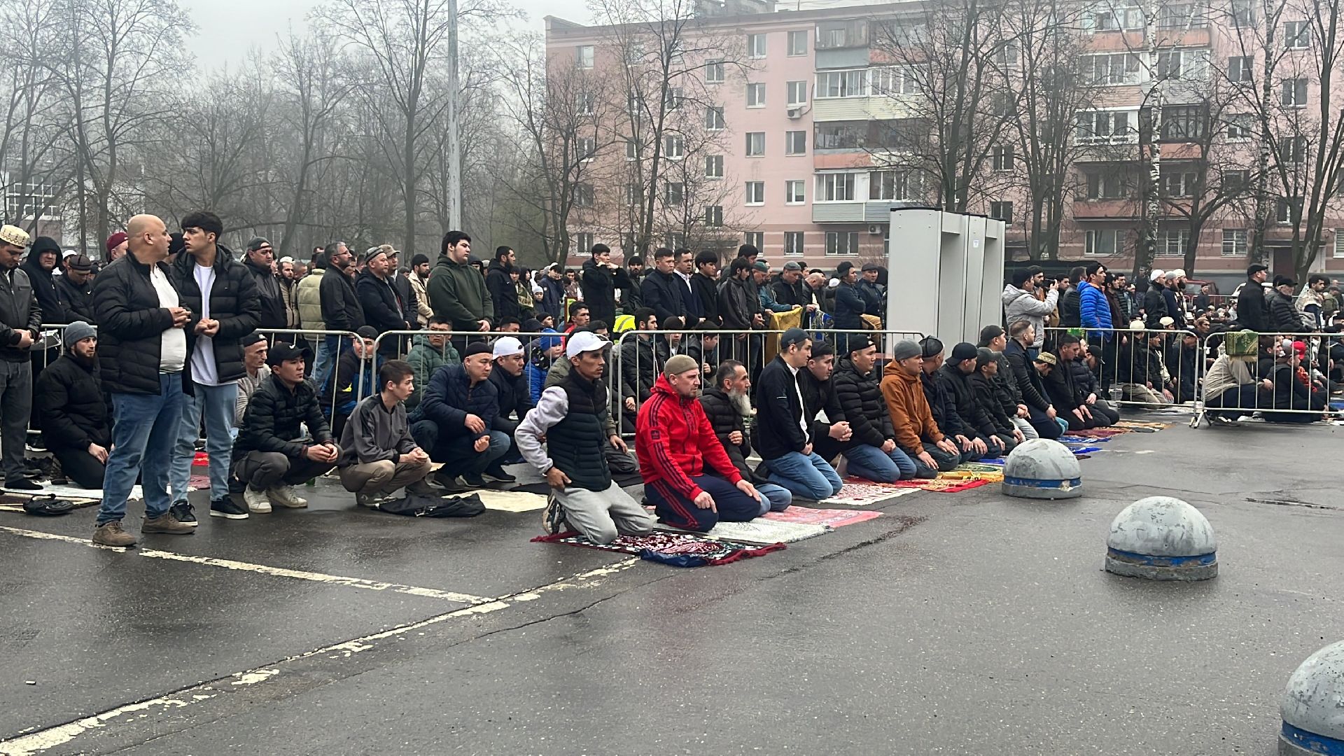 ураза-байрам, мусульманская община, праздник, молитва, намаз,