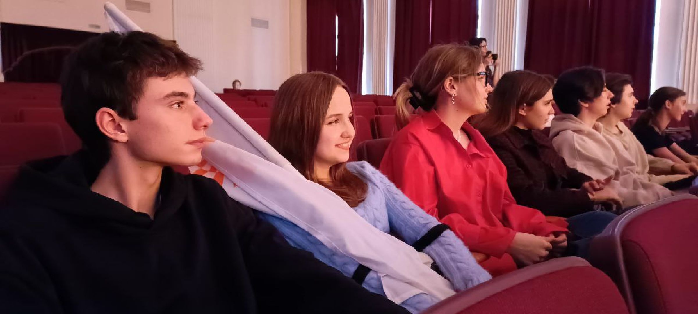 Дмитров, Театральный поединок, Театр Колесо,