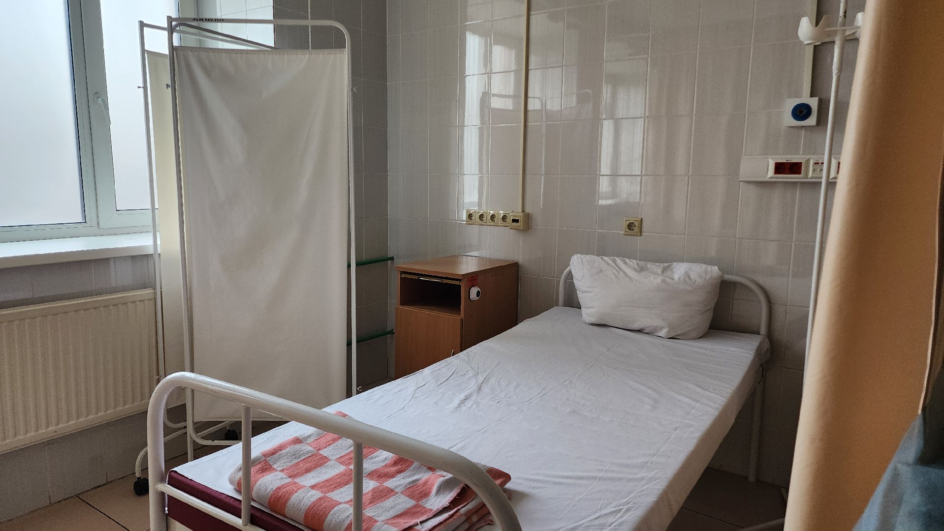 ДЦГБ, Домодедово, Здоровье Подмосковью, Главный врач, Пациент, Здравоохранение, Подмосковье, ремонт больницы, Новые палаты, Регистратура, Зона ожидания, Терапевт, Прием врача, Приемное отделение,