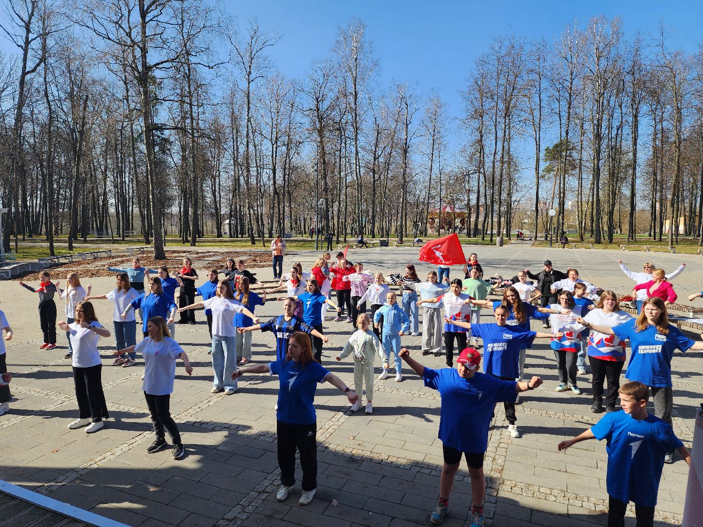 воскресенск, молодежь, зарядка, зож, парк кривякино, день космонавтики