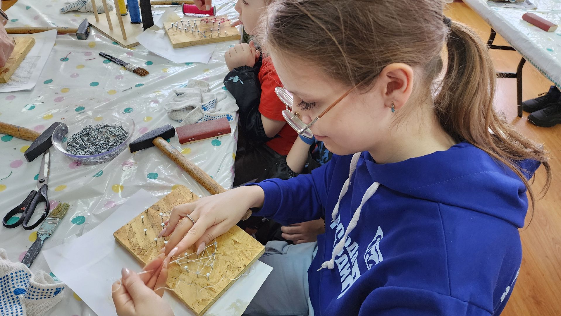 красногорск, сбор гуманитарной помощи, судебные приставы, мастер класс, волонтеры, доброе дело,