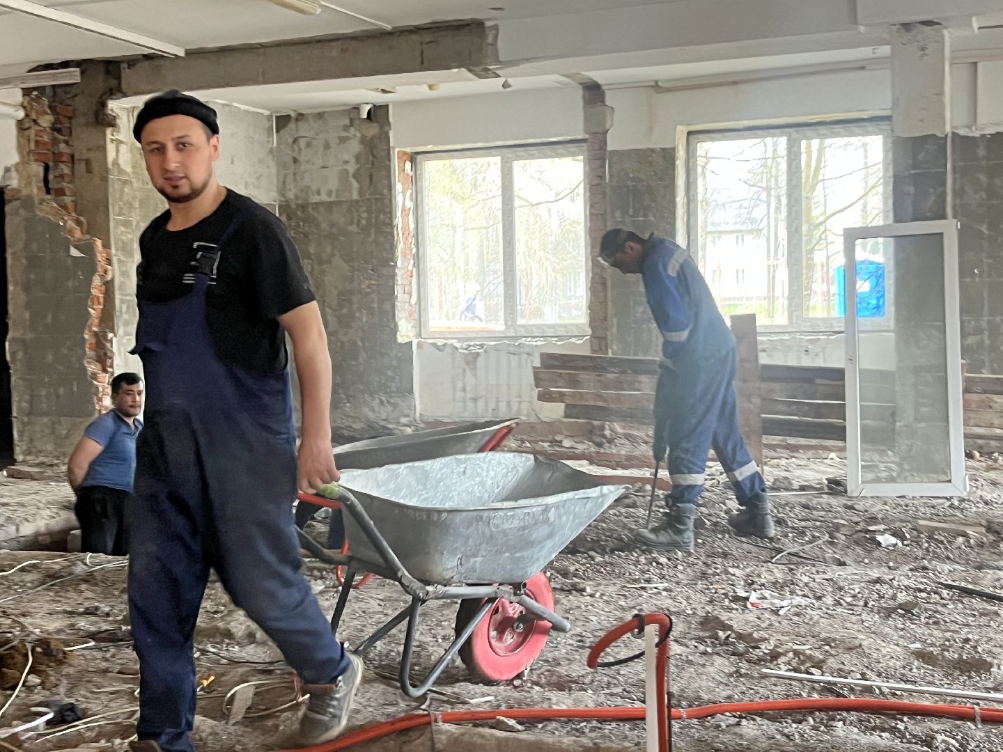 наро-фоминск, наро-фоминский городской округ, ремонт школы, космонавт Виталий Лебедев, скоро в школу,