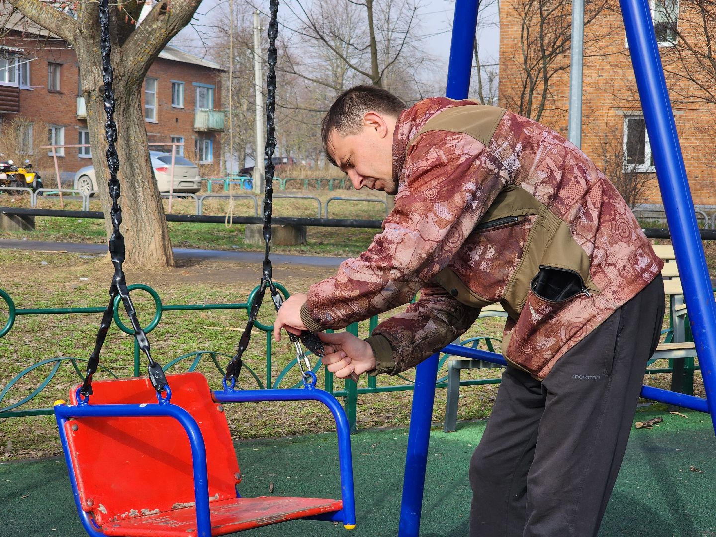 воскресенск, детская площадка, уборка детских площадок, дети,