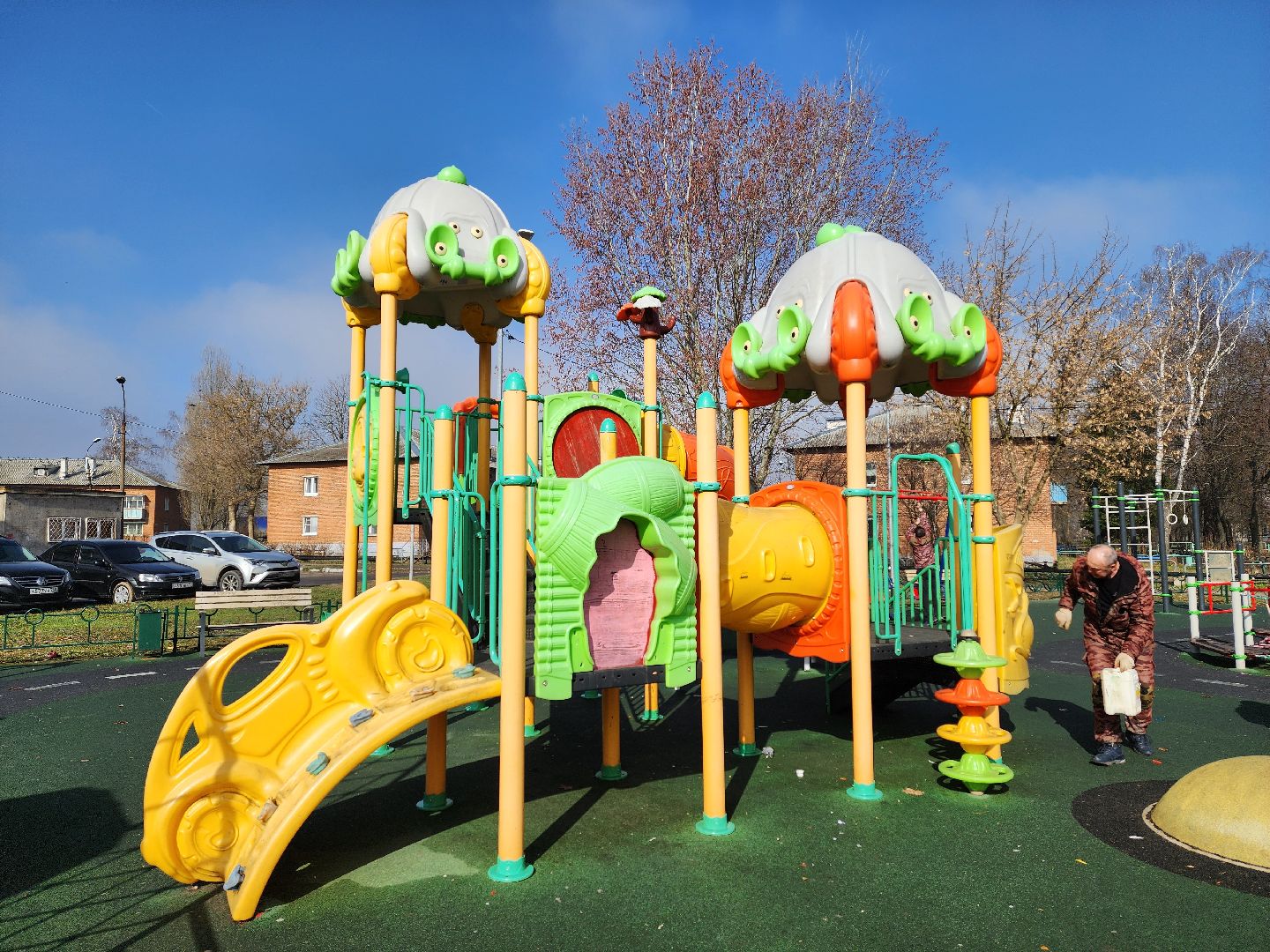 воскресенск, детская площадка, уборка детских площадок, дети,