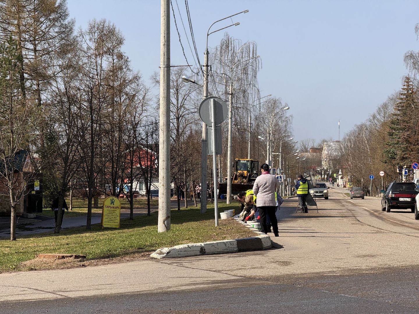 покраска, коммунальная служба, шаховская, бордюр,