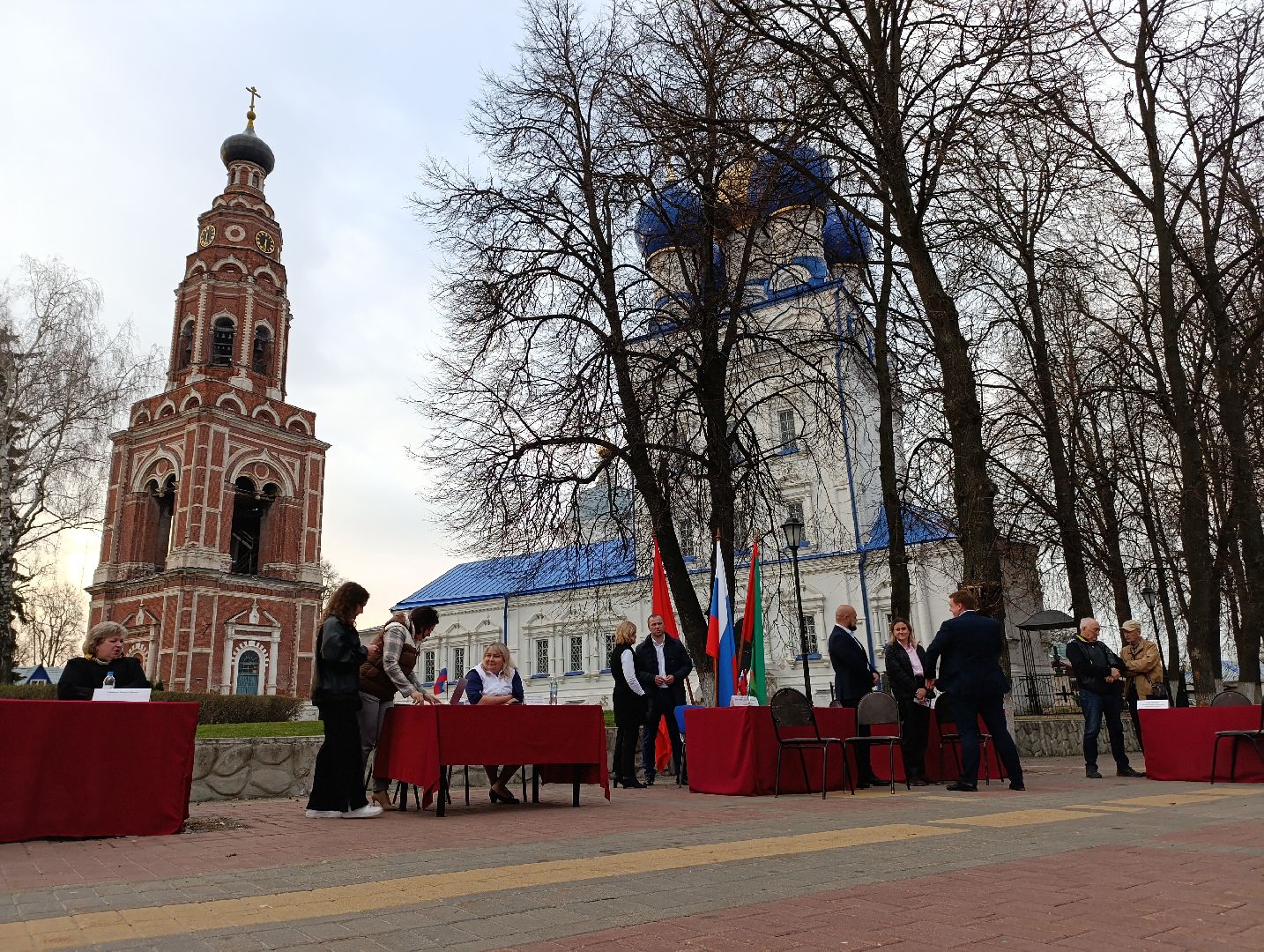 Бронницы, Выездная администрация, Озеленение, капремонт кровли,