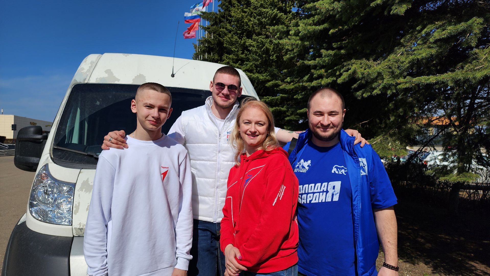 кашира, гуманитарная помощь, молодая гвардия, донбасс, волонтеры, днр,