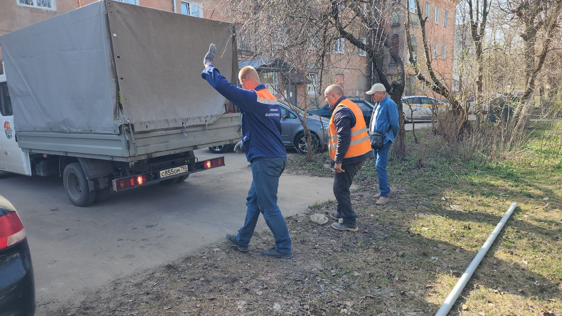 серпухов, улица красный текстильщик, парковка для инвалида, комбинат благоустройства, мкд, транспорт, благоустройство,