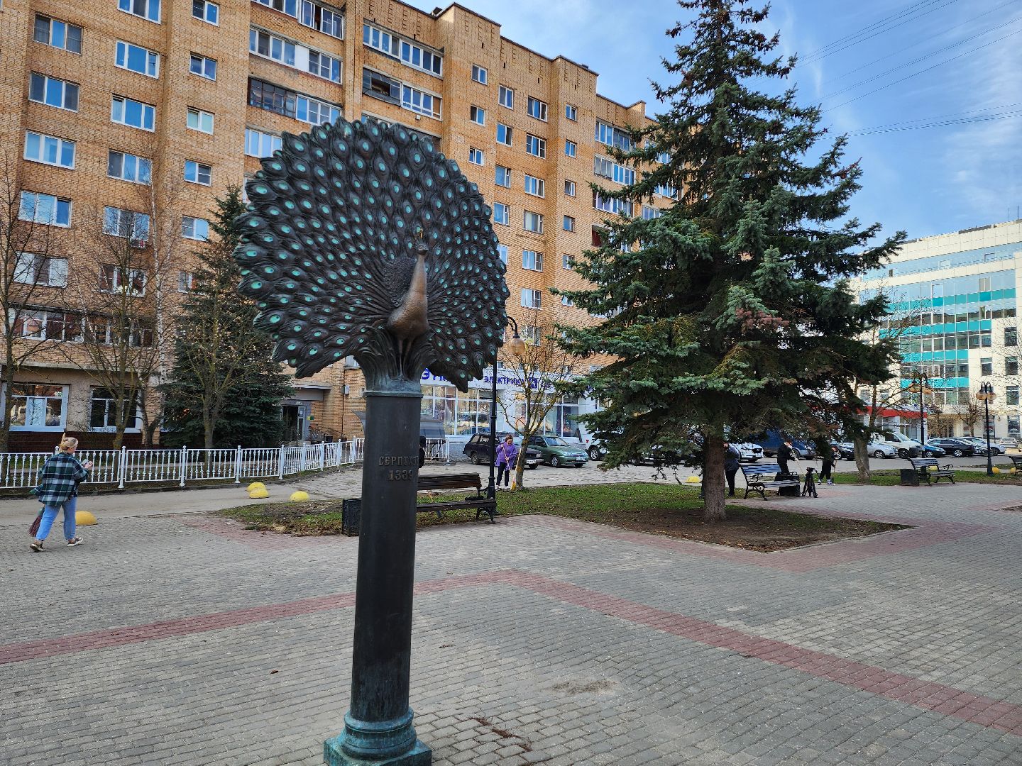 серпухов, уборка территории, подмосковье, журналисты, субботник,