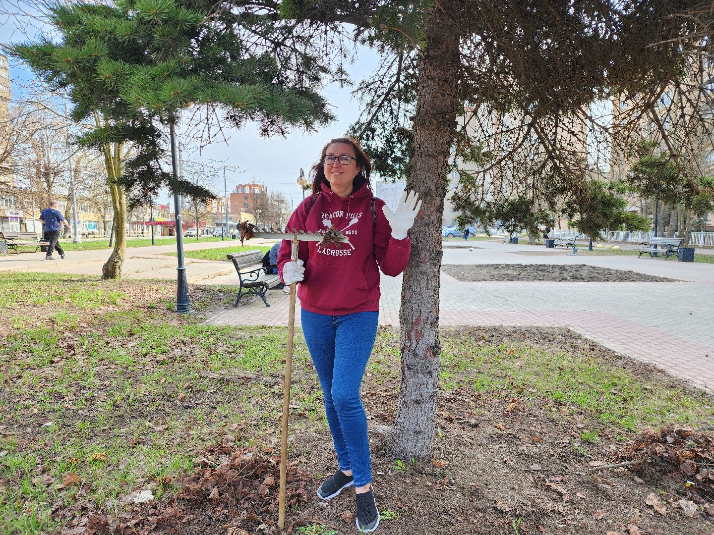 серпухов, уборка территории, подмосковье, журналисты, субботник,