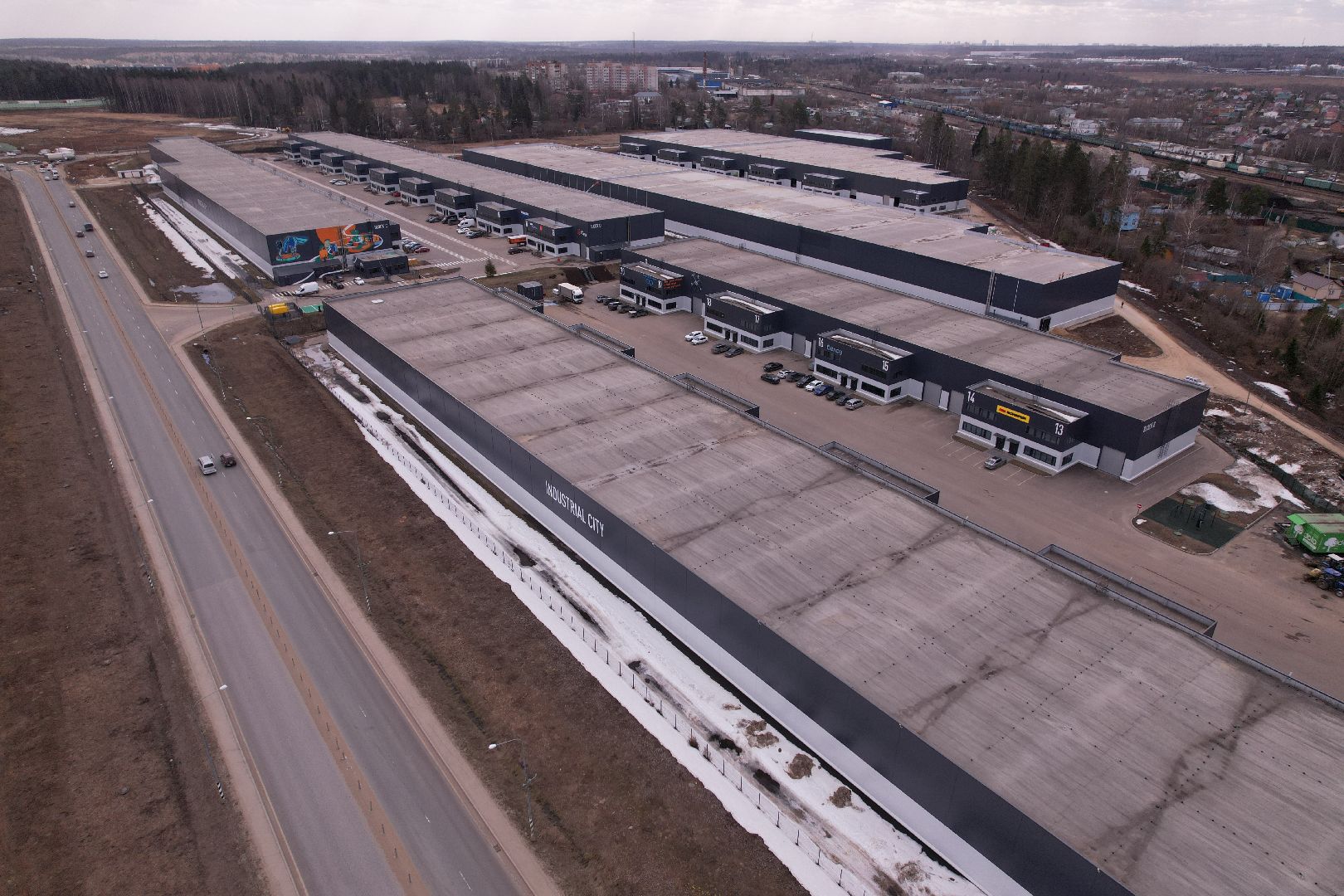 видео с коптера, бизнес, склад,