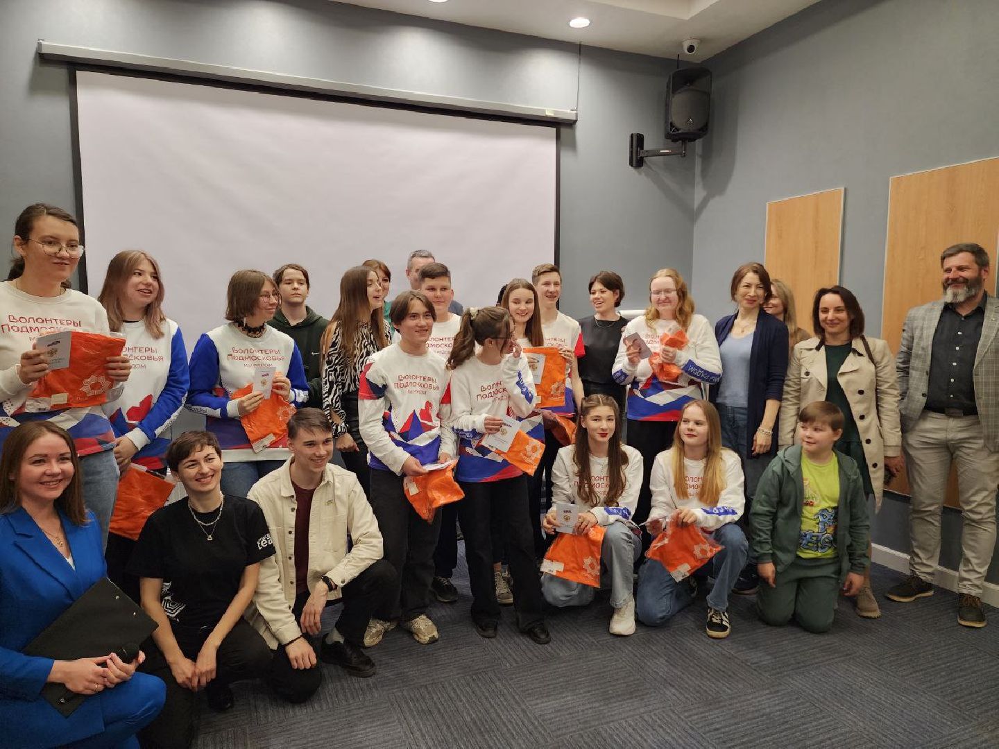 Солнечногорск, Волонтеры, Посвящение в волонтеры, Подсолнух, Молодежный центр,