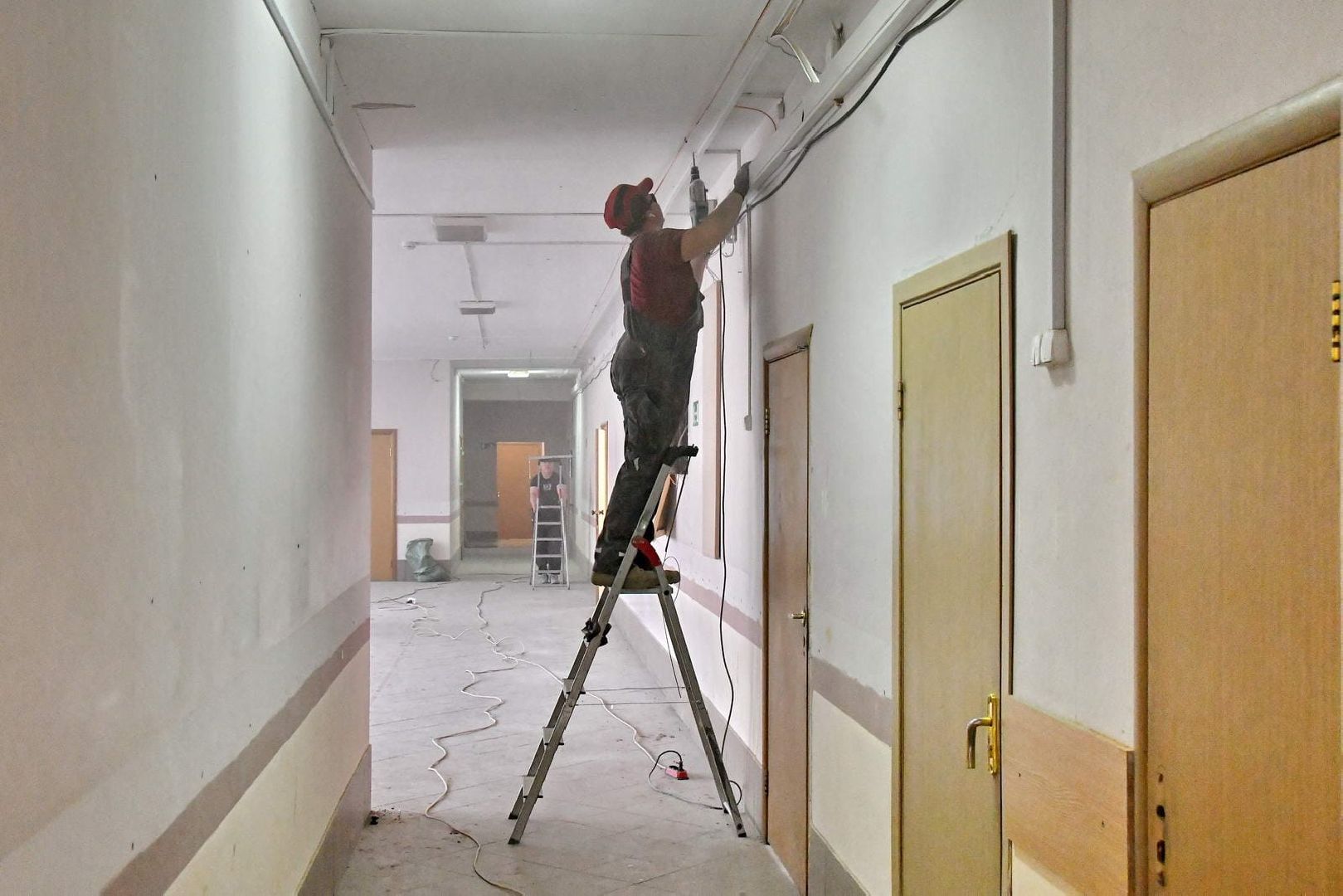 Власиха, школа Попова, капитальный ремонт школы, поповка во власихе, точка роста, ремонт школы Попова,