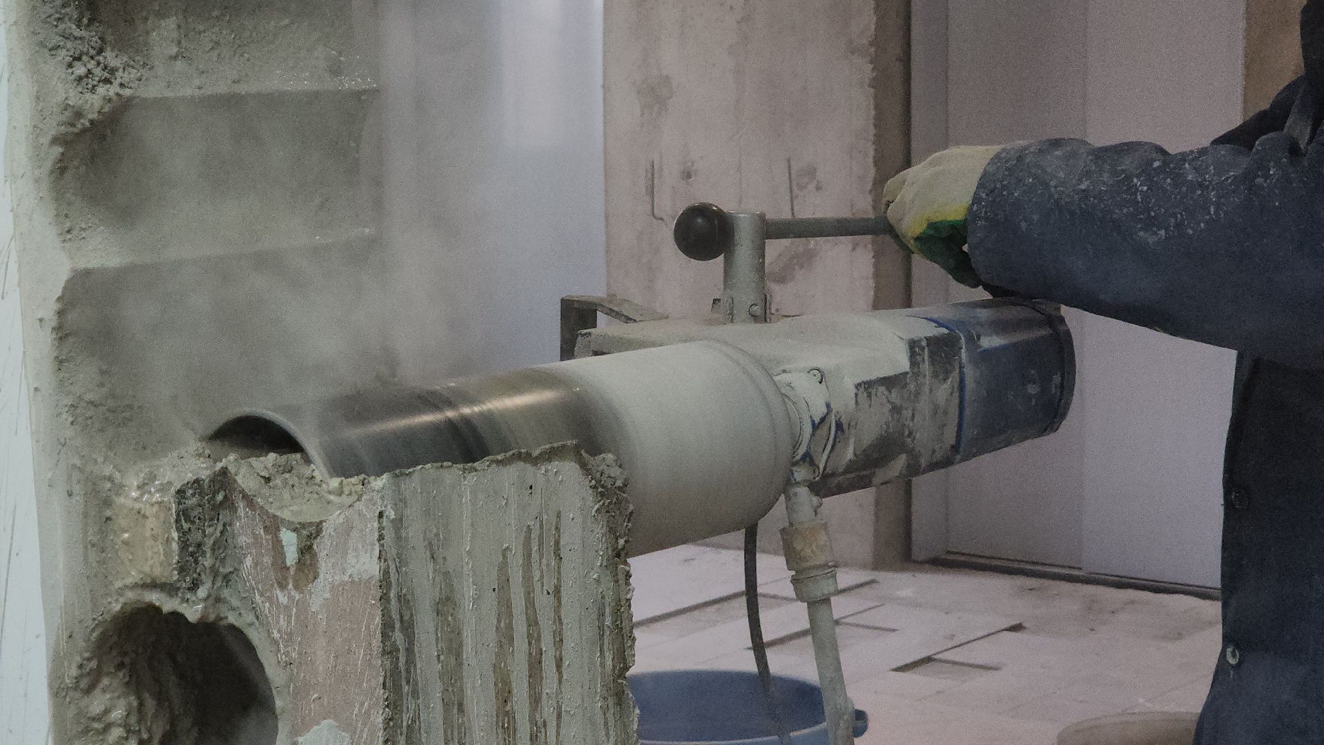 строительство поликлиники,мониторинг работ,