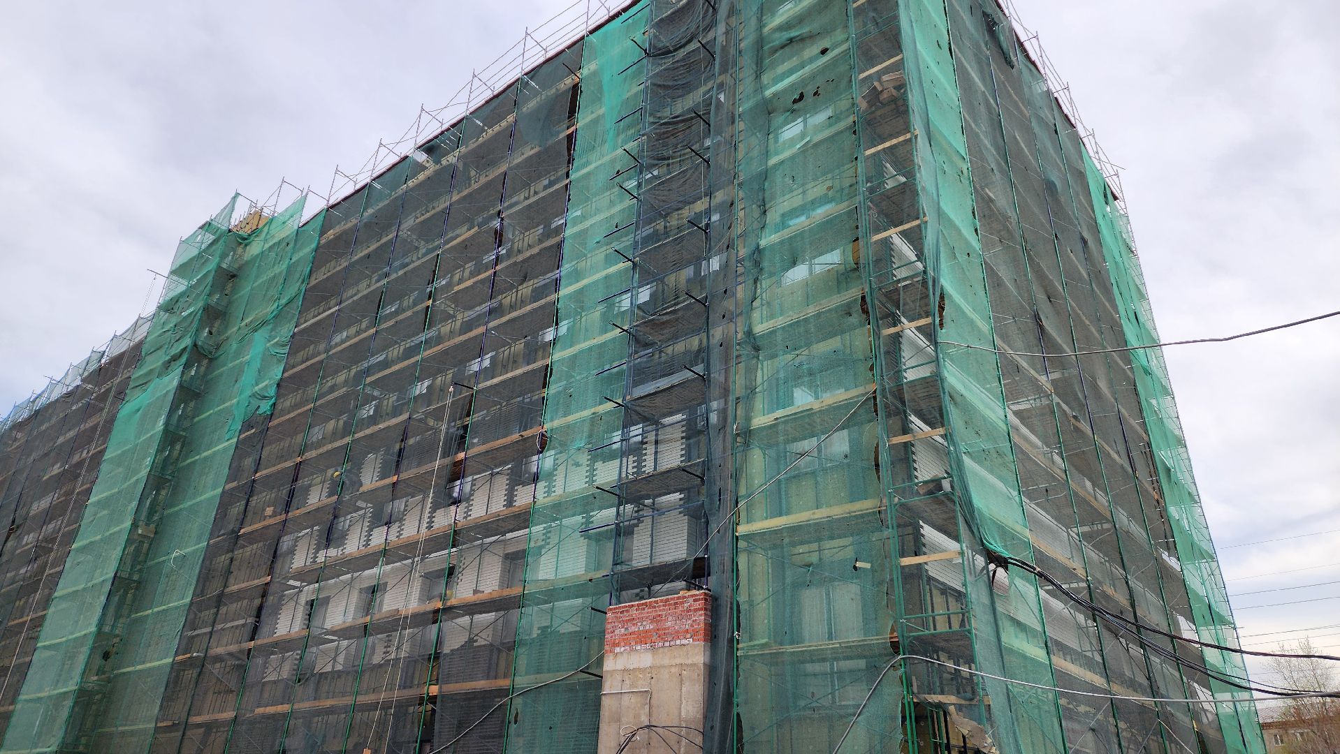 строительство поликлиники,мониторинг работ,