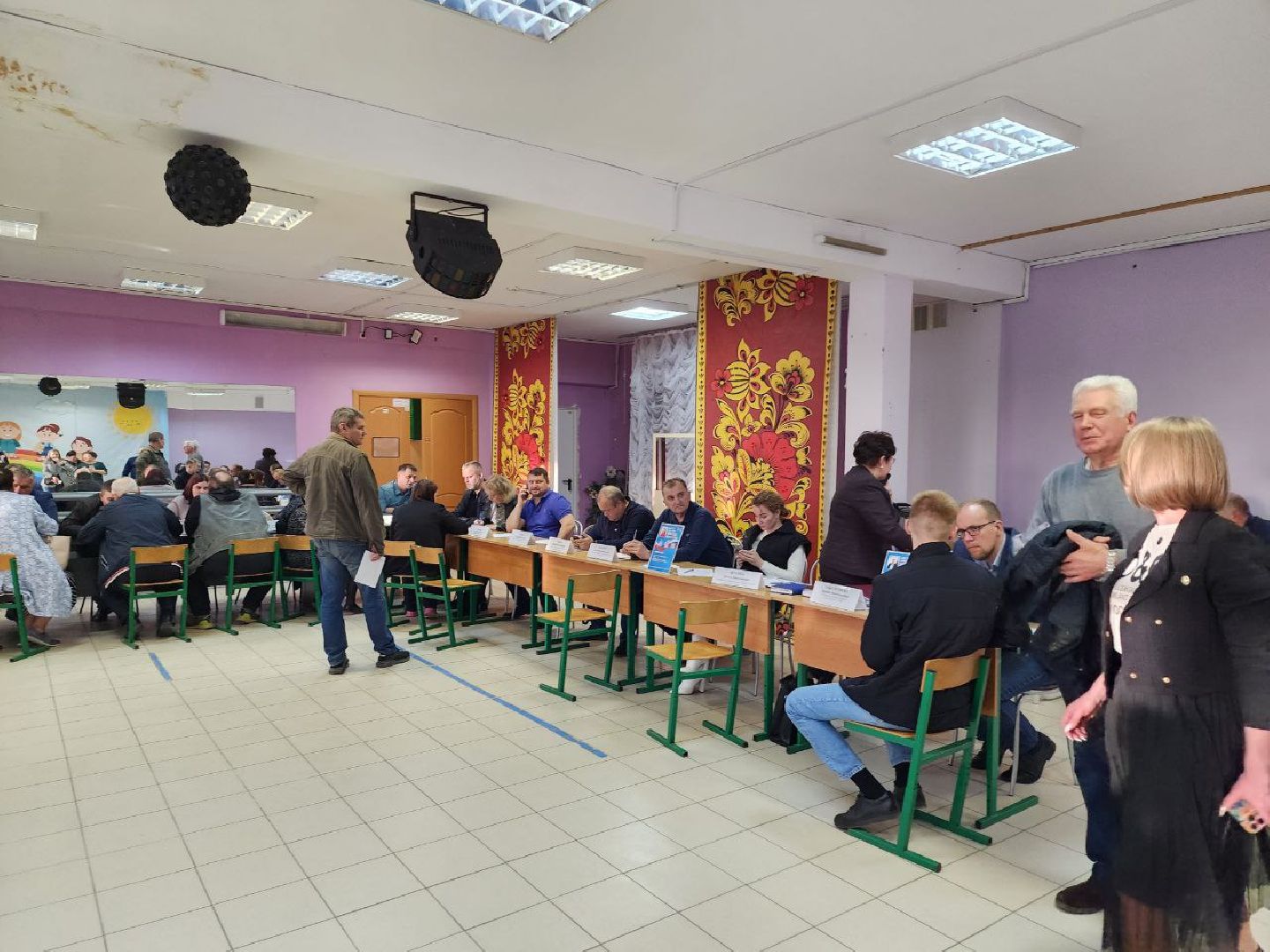 чехов, выездная администрация, жители, обращение жителей, ремонт дороги, деревня,