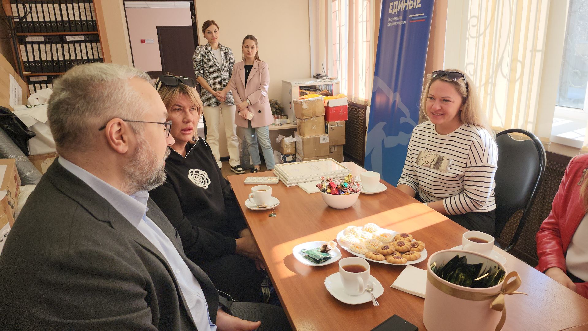 волонтеры, депутат, серпухов, сво, единая россия, гуманитарная помощь,