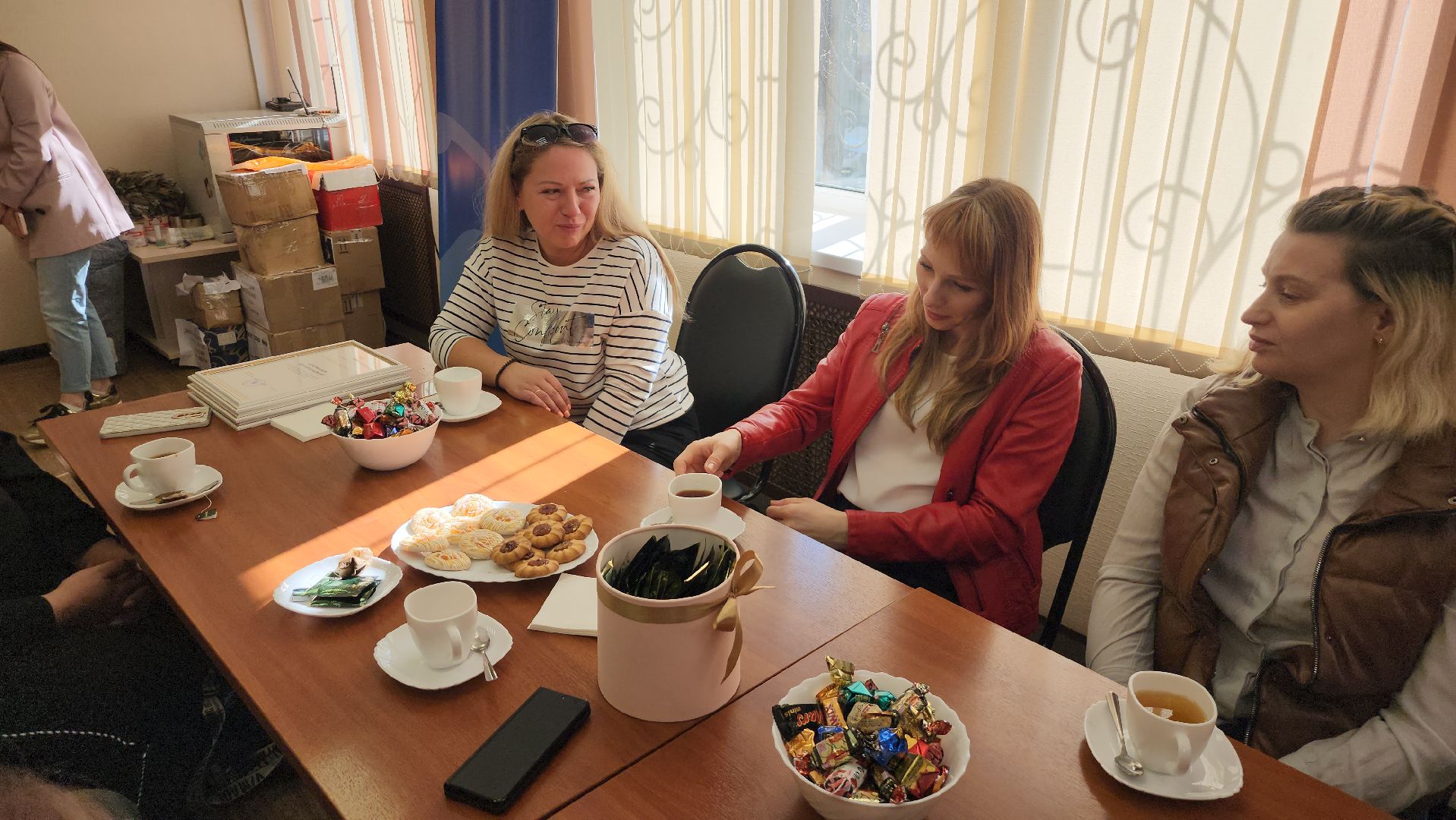 волонтеры, депутат, серпухов, сво, единая россия, гуманитарная помощь,