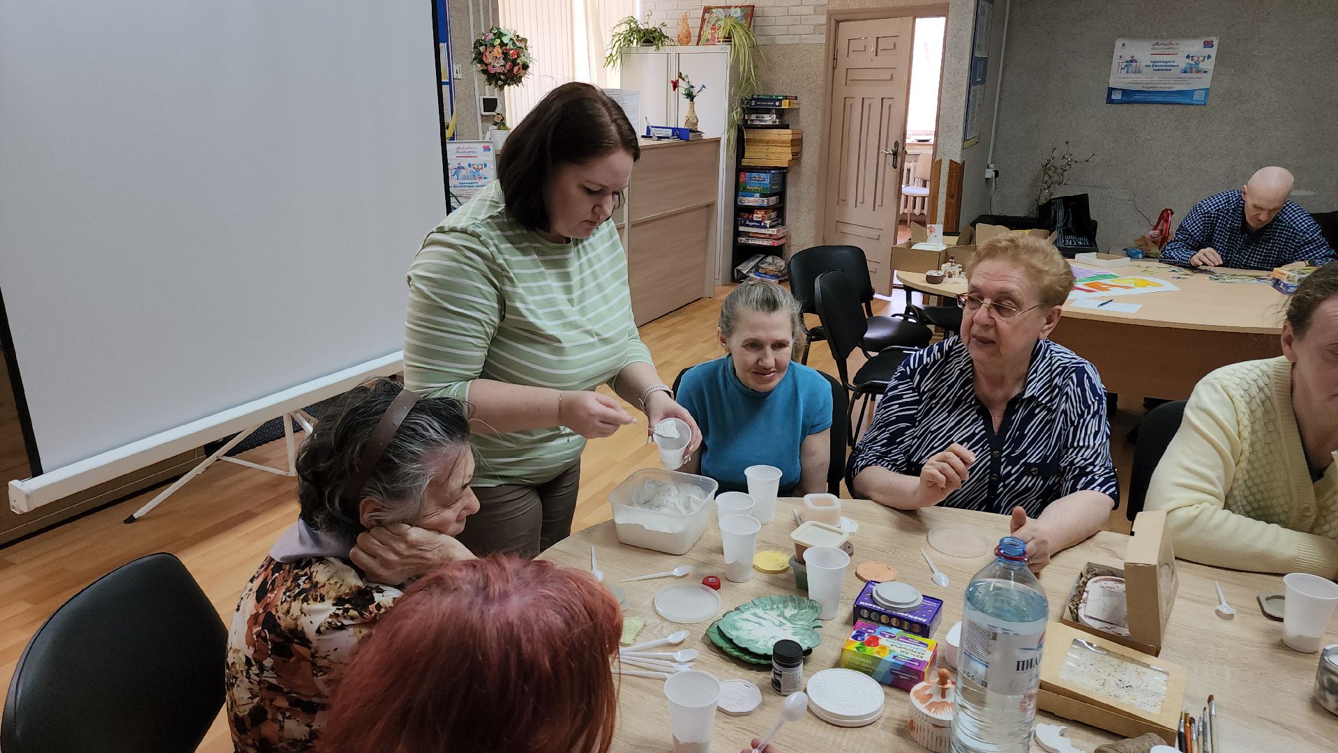 кашира, активное долголетие, ароматическое саше, мастер-класс, гипс, отдушка, акриловая краска, дизайн, декор,