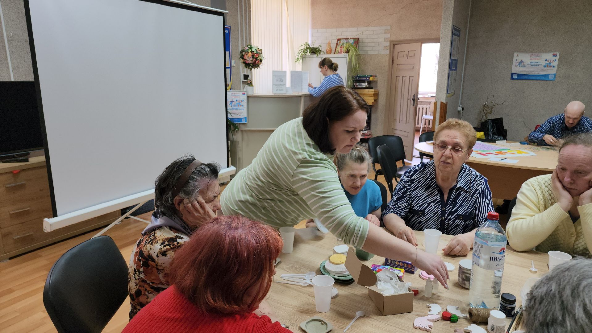 кашира, активное долголетие, ароматическое саше, мастер-класс, гипс, отдушка, акриловая краска, дизайн, декор,