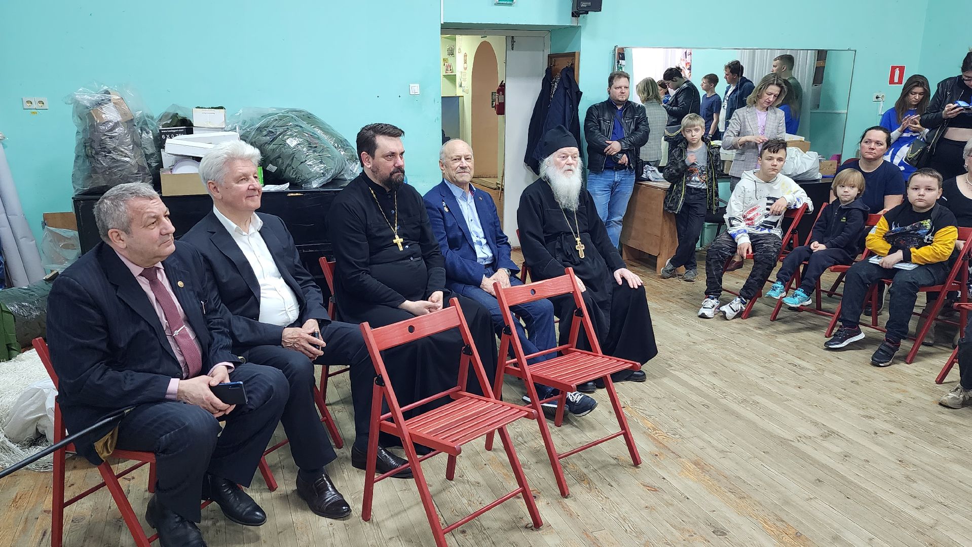 день космонавтики, 12 апреля, пантелеимоновский храм, Дмитрий Денисов, Буран, Игорь Волк, Валерий Ваньшин, Анатолий Левченко,Заслуженный летчик-испытатель РФ,